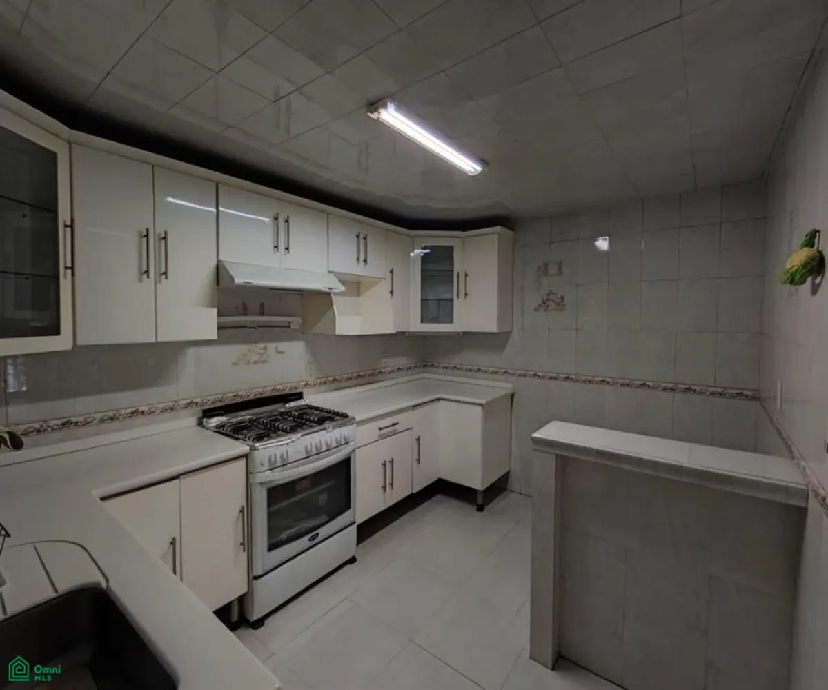 En Venta,Valle del Paraíso,Valle Hondo 53, Tlaquepaque, Jalisco 54060, 3 Habitaciones,4 Baños,Valle Hondo,3,MX24426584 En Venta,Valle del Paraíso,Valle Hondo 53, Tlaquepaque, Jalisco 54060, 3 Habitaciones,4 Baños,Valle Hondo,3,MX24426584