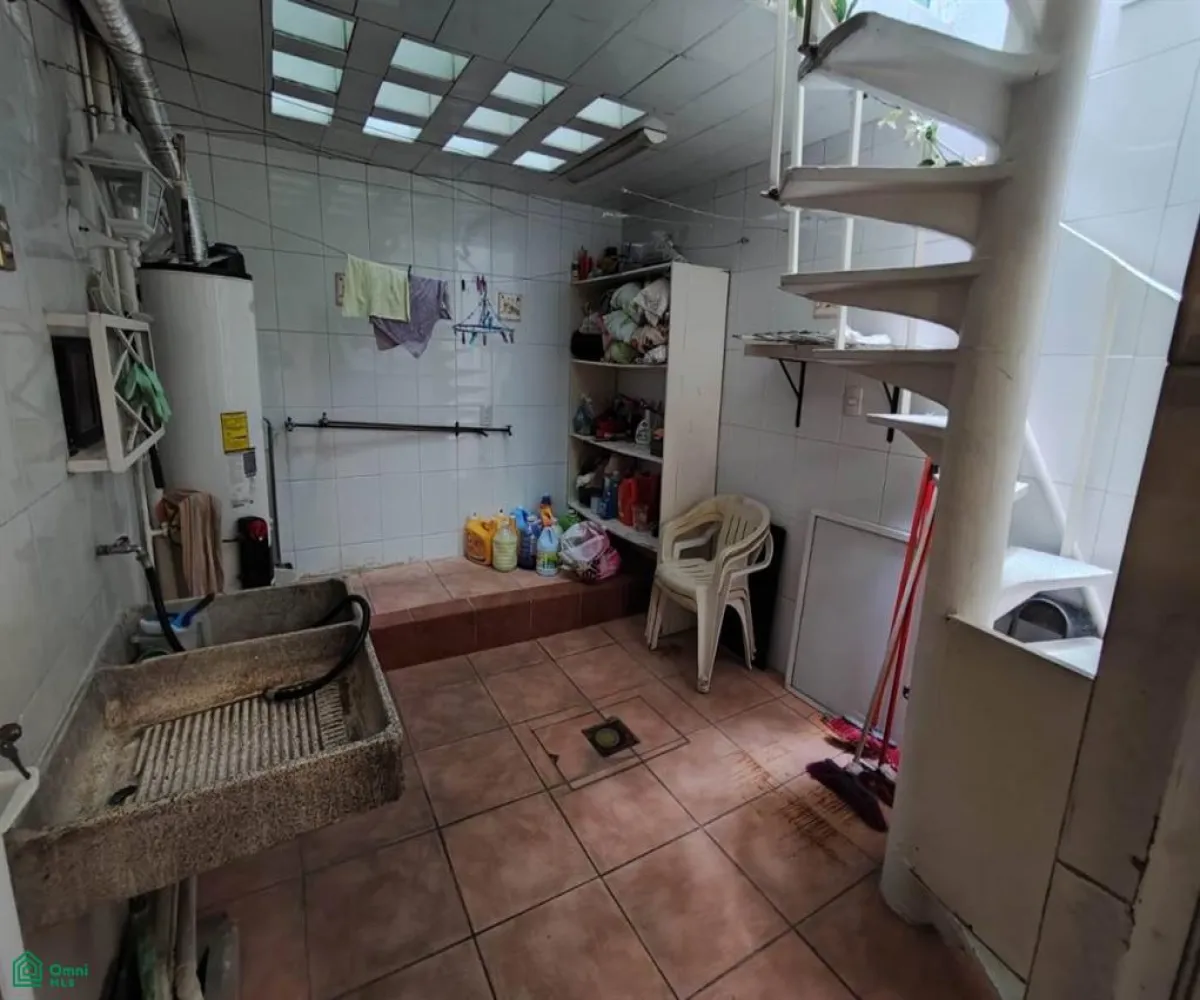 En Venta,Valle del Paraíso,Valle Hondo 53, Tlaquepaque, Jalisco 54060, 3 Habitaciones,4 Baños,Valle Hondo,3,MX24426584 En Venta,Valle del Paraíso,Valle Hondo 53, Tlaquepaque, Jalisco 54060, 3 Habitaciones,4 Baños,Valle Hondo,3,MX24426584