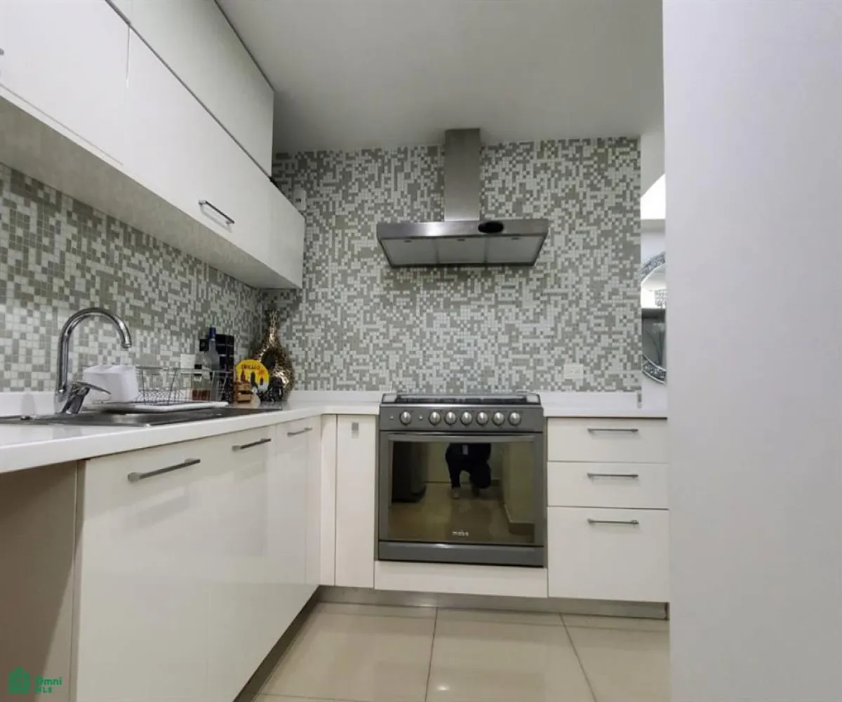 En Venta,Americana,Av. Chapultepec 480, Guadalajara, Jalisco 44160, 3 Habitaciones,2 Baños,Av. Chapultepec,MX24446189 En Venta,Americana,Av. Chapultepec 480, Guadalajara, Jalisco 44160, 3 Habitaciones,2 Baños,Av. Chapultepec,MX24446189