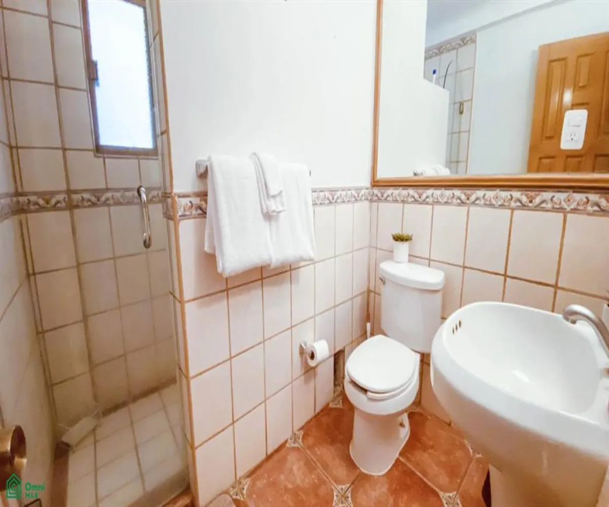 En Venta,Zona Hotelera Norte,Carr. Costera a Barra de Navidad 2220, Puerto Vallarta, Jalisco 48333, 4 Habitaciones,4 Baños,Carr. Costera a Barra de Navidad,MX24482429