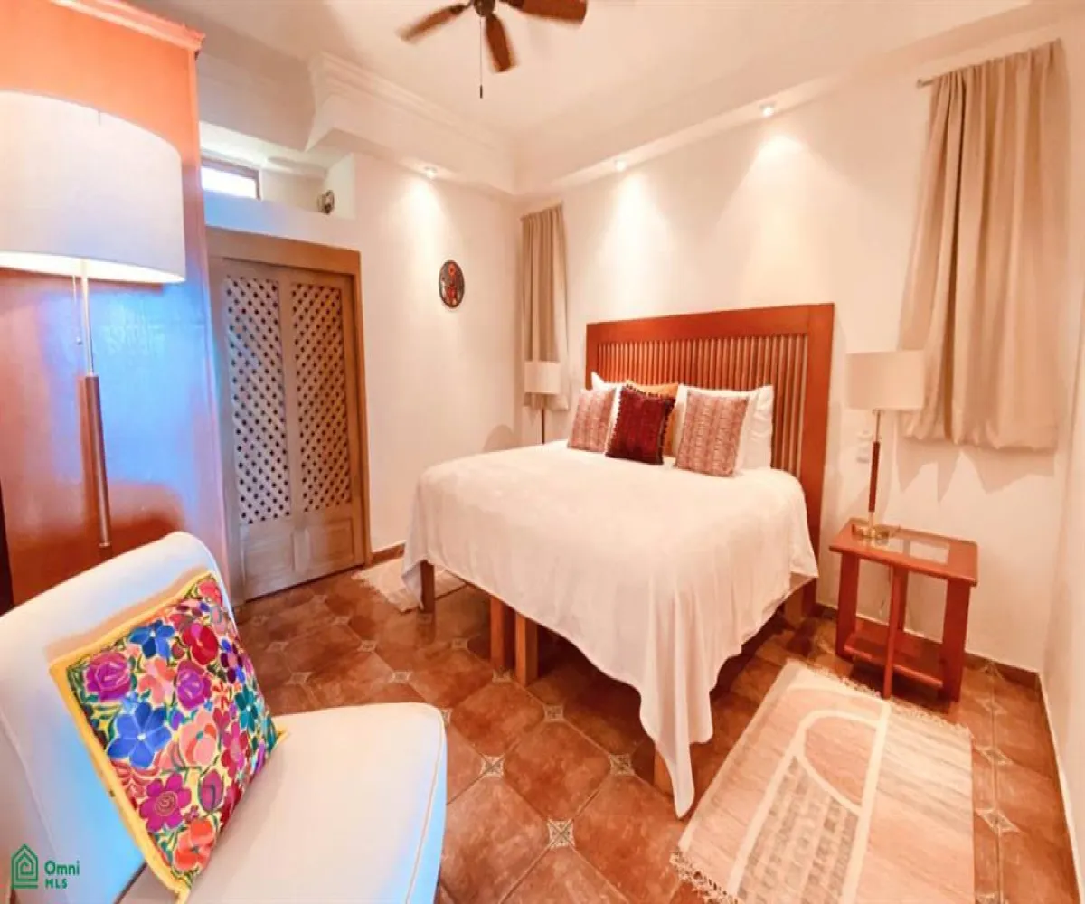 En Venta,Zona Hotelera Norte,Carr. Costera a Barra de Navidad 2220, Puerto Vallarta, Jalisco 48333, 4 Habitaciones,4 Baños,Carr. Costera a Barra de Navidad,MX24482429