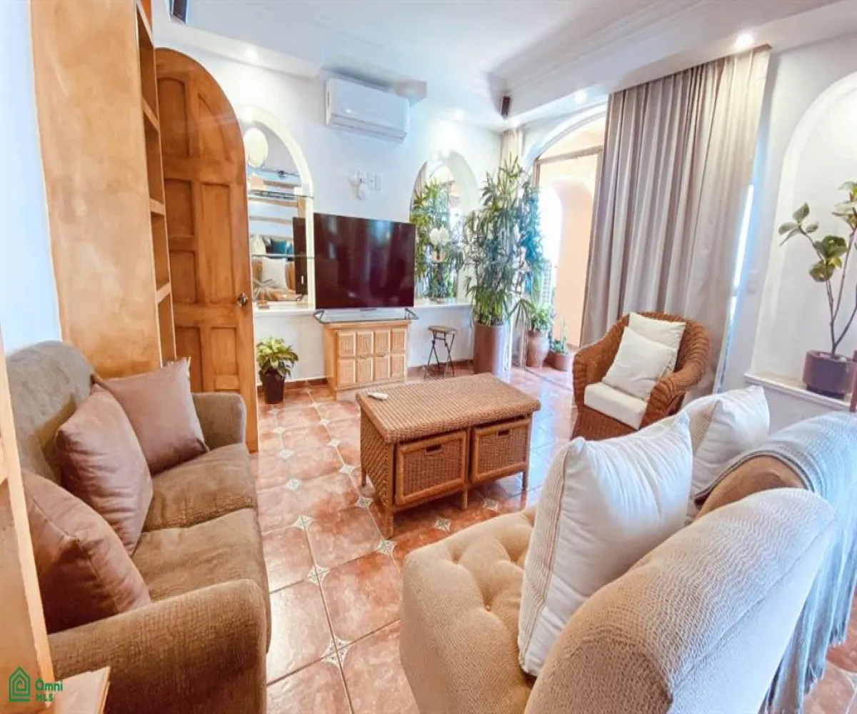 En Venta,Zona Hotelera Norte,Carr. Costera a Barra de Navidad 2220, Puerto Vallarta, Jalisco 48333, 4 Habitaciones,4 Baños,Carr. Costera a Barra de Navidad,MX24482429