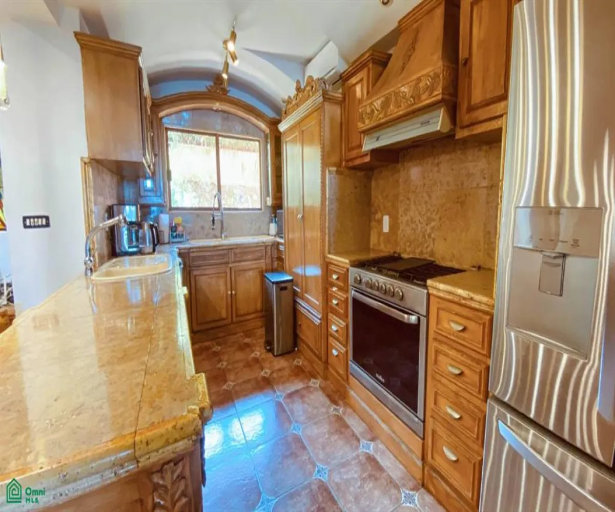 En Venta,Zona Hotelera Norte,Carr. Costera a Barra de Navidad 2220, Puerto Vallarta, Jalisco 48333, 4 Habitaciones,4 Baños,Carr. Costera a Barra de Navidad,MX24482429