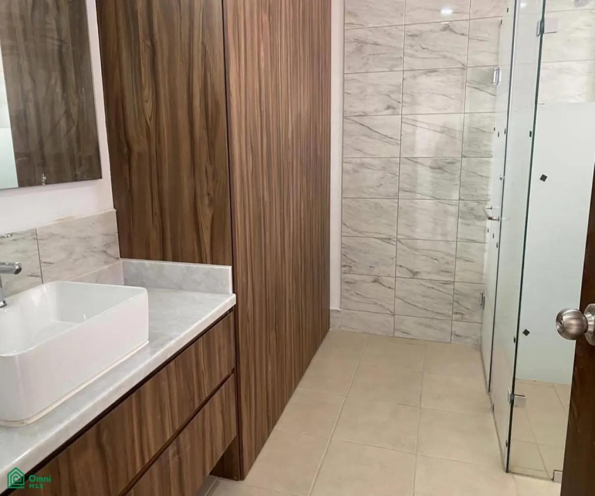 En Renta,La Calma,Casiopea 3652, Zapopan, Jalisco 45070, 5 Habitaciones,6 Baños,Casiopea,2,MX24567357