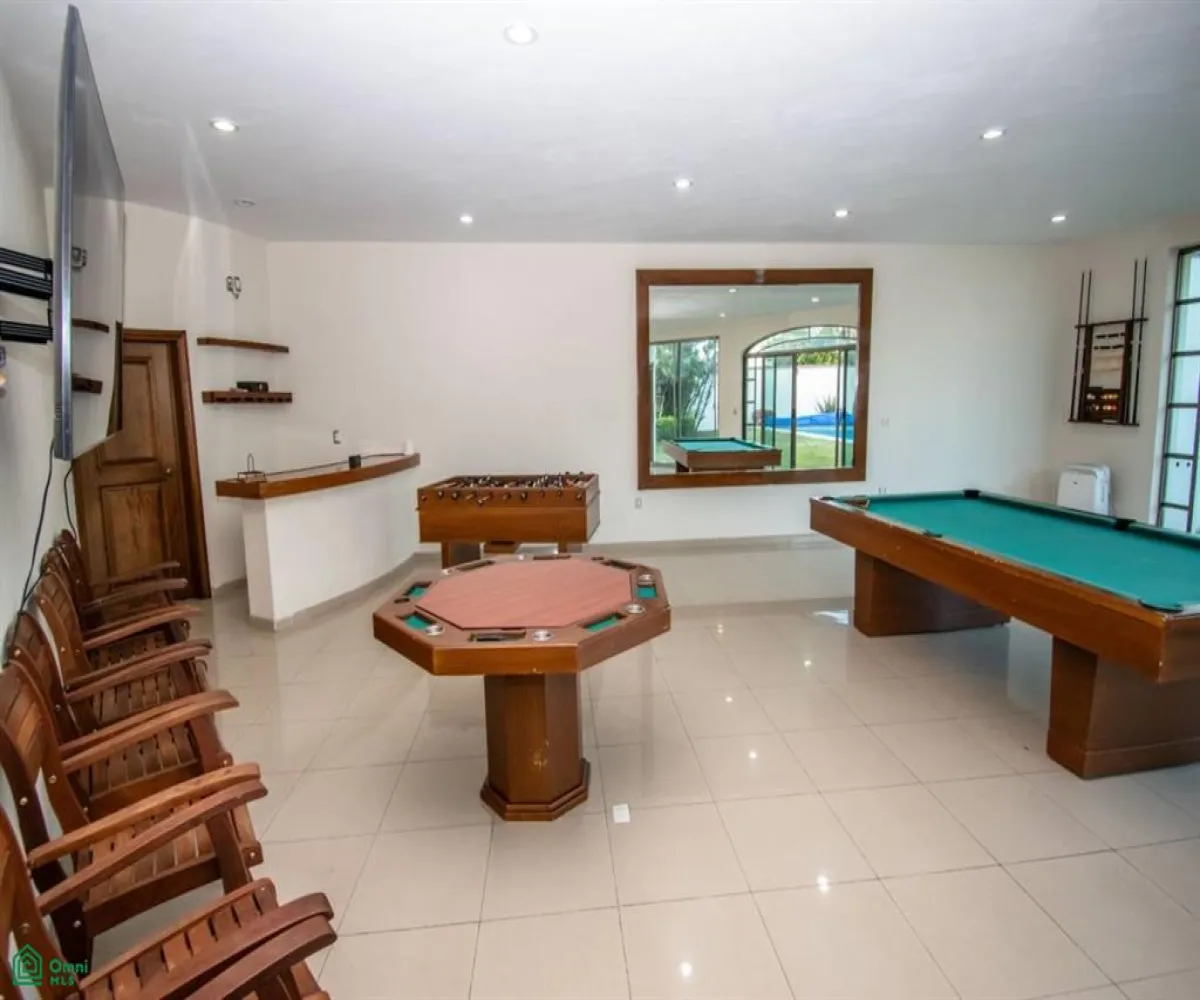 En Venta,Ribera del Pilar,San Juan 31, Chapala, Jalisco 45906, 3 Habitaciones,4 Baños,San Juan,3,MX24582845 En Venta,Ribera del Pilar,San Juan 31, Chapala, Jalisco 45906, 3 Habitaciones,4 Baños,San Juan,3,MX24582845