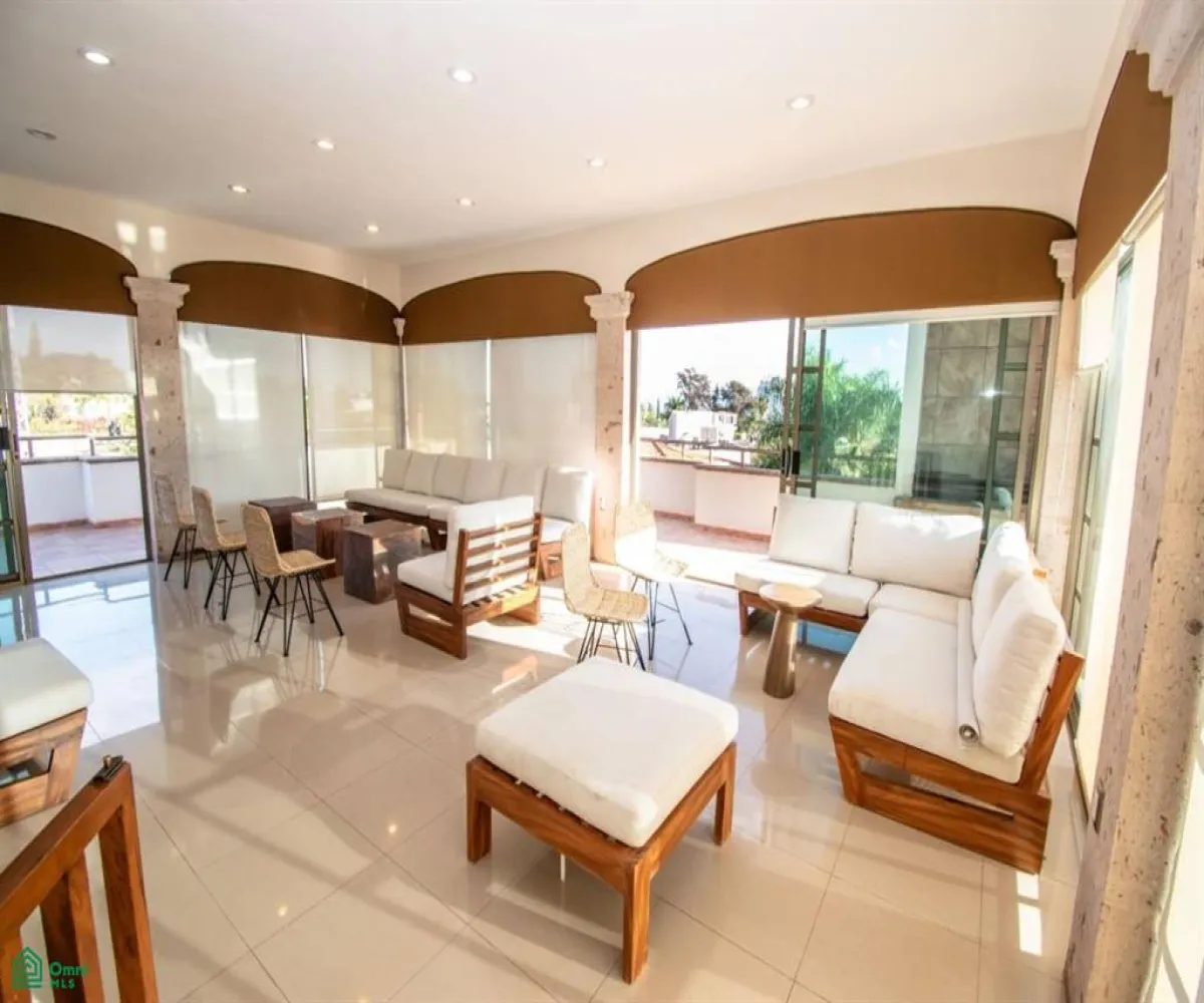 En Venta,Ribera del Pilar,San Juan 31, Chapala, Jalisco 45906, 3 Habitaciones,4 Baños,San Juan,3,MX24582845 En Venta,Ribera del Pilar,San Juan 31, Chapala, Jalisco 45906, 3 Habitaciones,4 Baños,San Juan,3,MX24582845