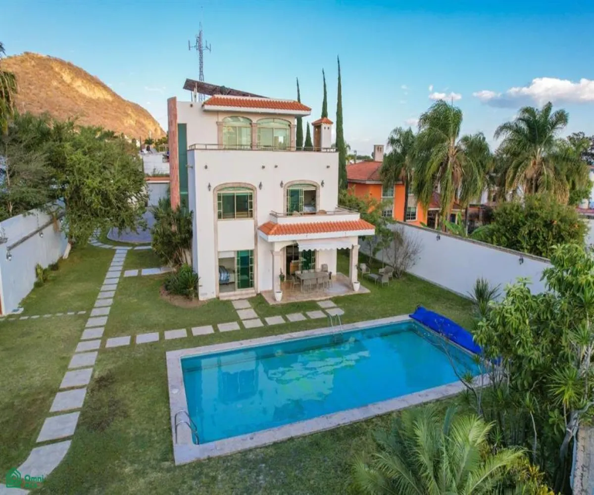 En Venta,Ribera del Pilar,San Juan 31, Chapala, Jalisco 45906, 3 Habitaciones,4 Baños,San Juan,3,MX24582845 En Venta,Ribera del Pilar,San Juan 31, Chapala, Jalisco 45906, 3 Habitaciones,4 Baños,San Juan,3,MX24582845