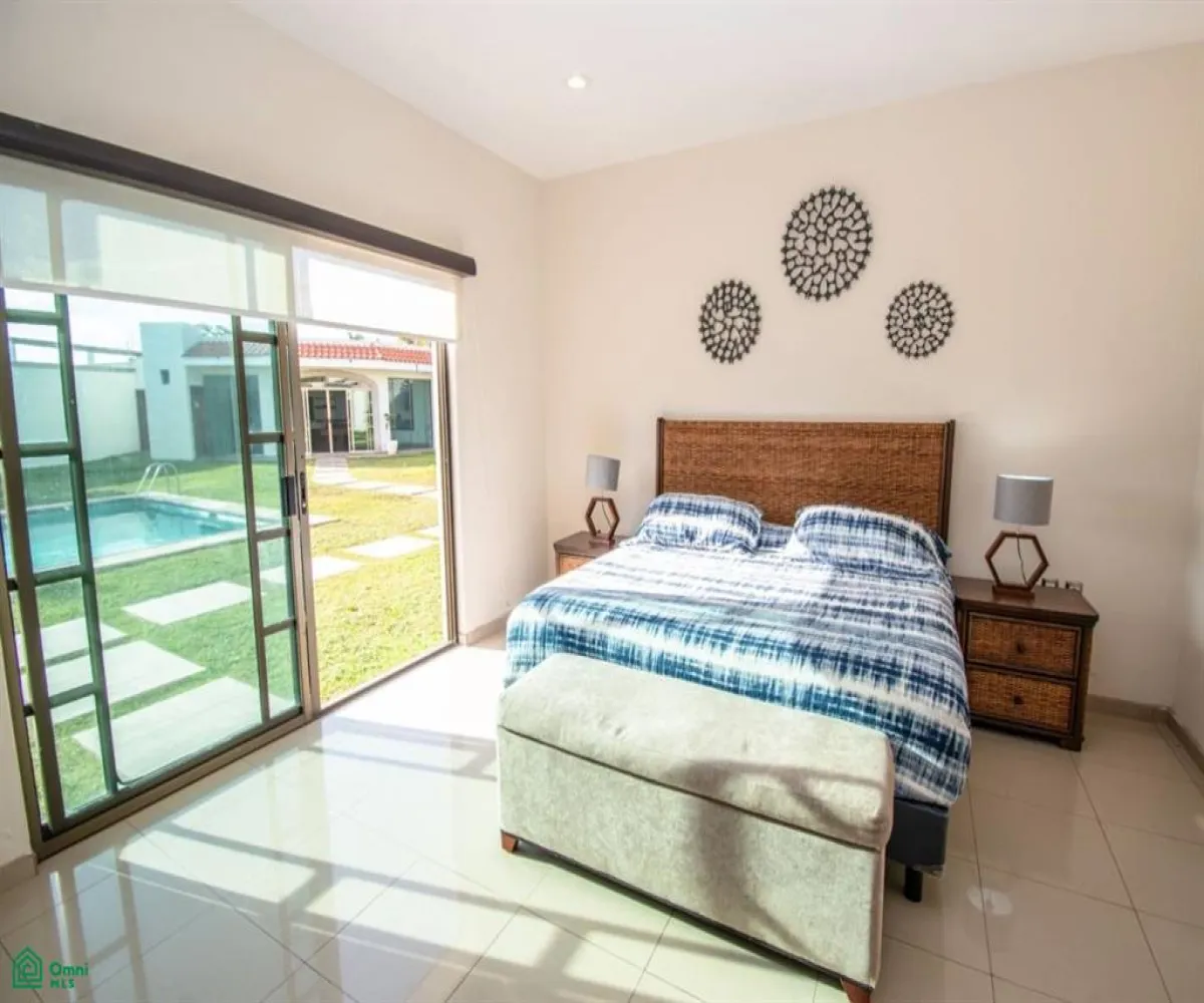 En Venta,Ribera del Pilar,San Juan 31, Chapala, Jalisco 45906, 3 Habitaciones,4 Baños,San Juan,3,MX24582845 En Venta,Ribera del Pilar,San Juan 31, Chapala, Jalisco 45906, 3 Habitaciones,4 Baños,San Juan,3,MX24582845