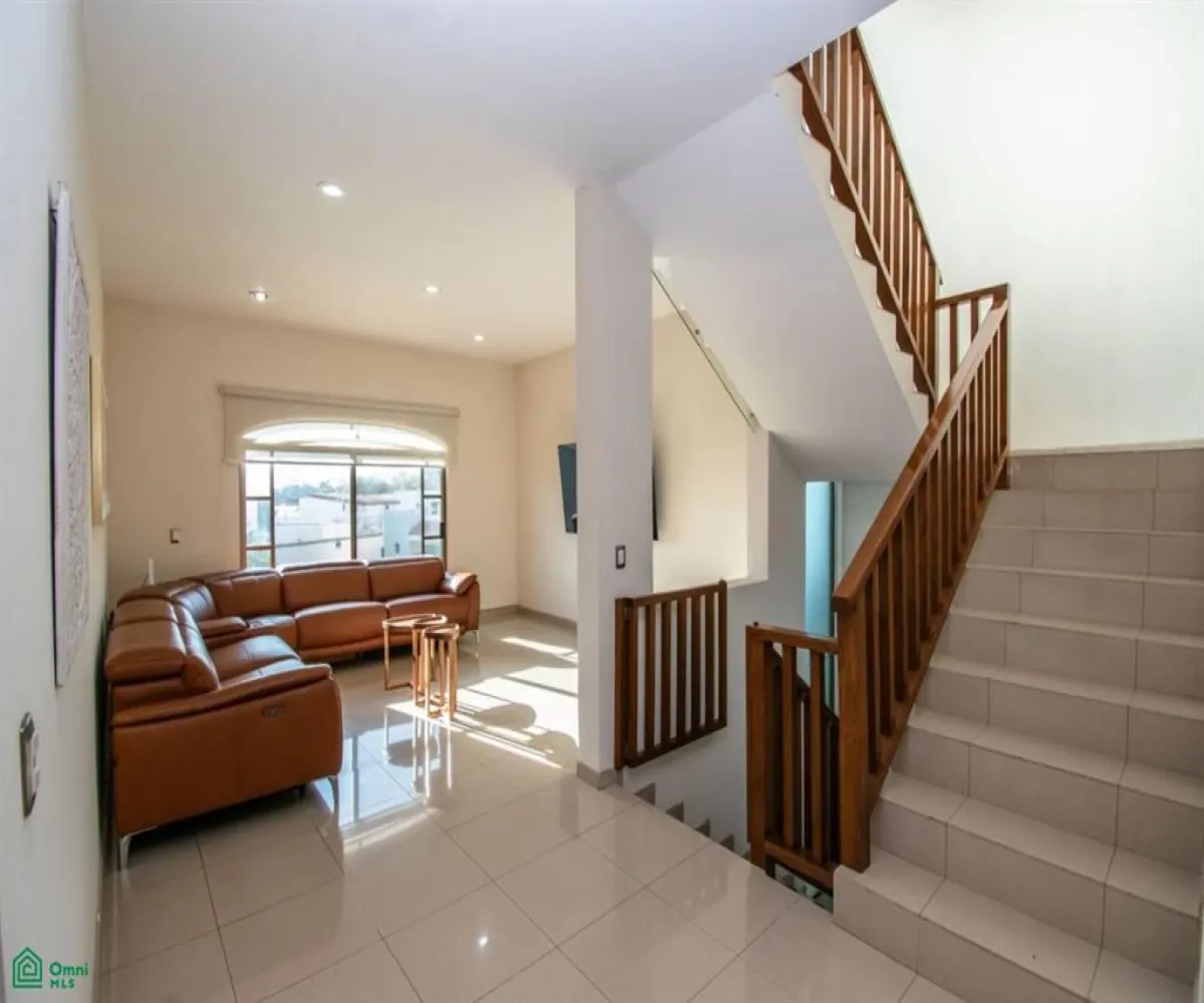 En Venta,Ribera del Pilar,San Juan 31, Chapala, Jalisco 45906, 3 Habitaciones,4 Baños,San Juan,3,MX24582845 En Venta,Ribera del Pilar,San Juan 31, Chapala, Jalisco 45906, 3 Habitaciones,4 Baños,San Juan,3,MX24582845