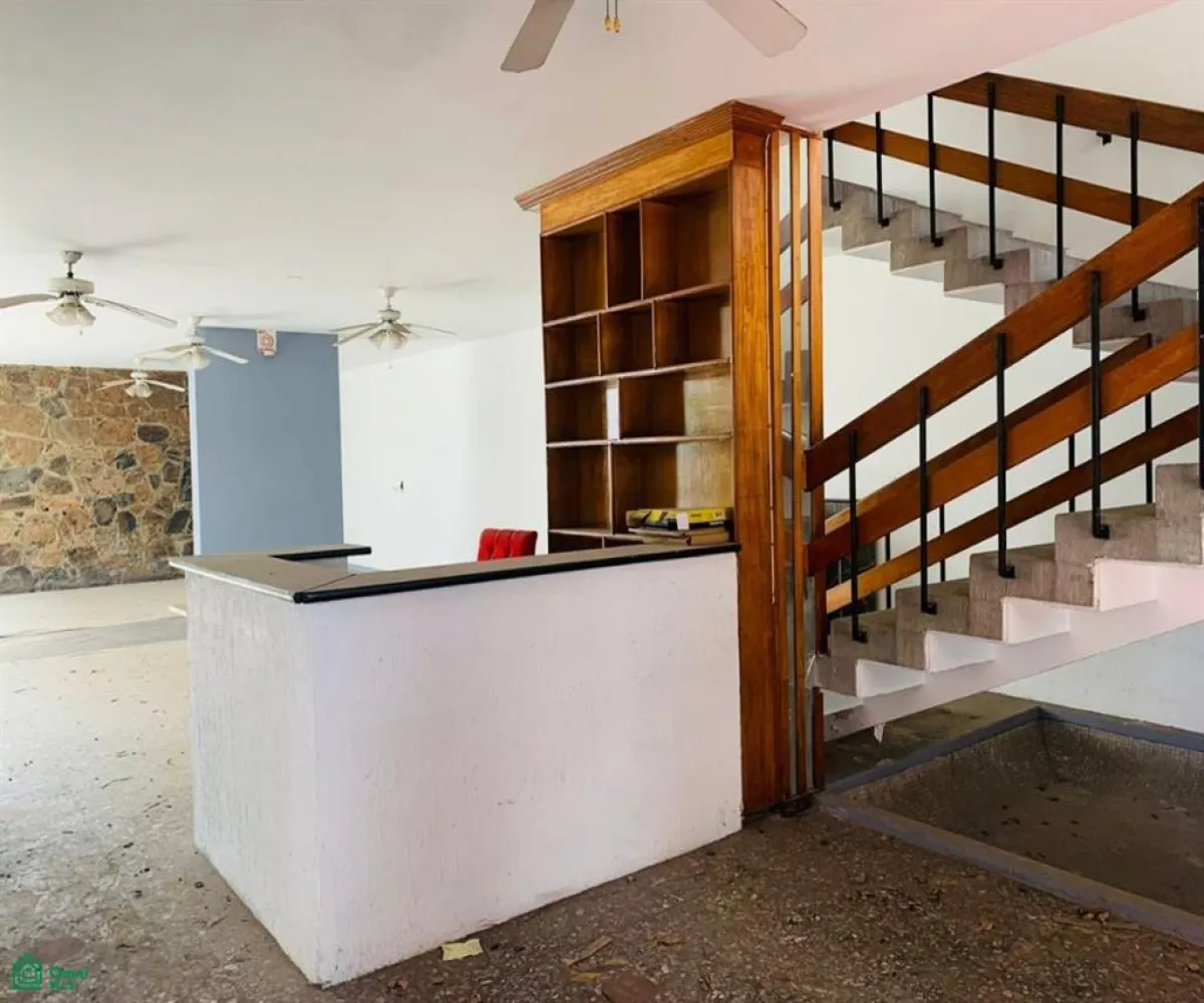 En Venta,Jardines de San José,Los Arcos 688, Guadalajara, Jalisco 44520, 10 Habitaciones,6 Baños,Los Arcos,2,MX24613255 En Venta,Jardines de San José,Los Arcos 688, Guadalajara, Jalisco 44520, 10 Habitaciones,6 Baños,Los Arcos,2,MX24613255