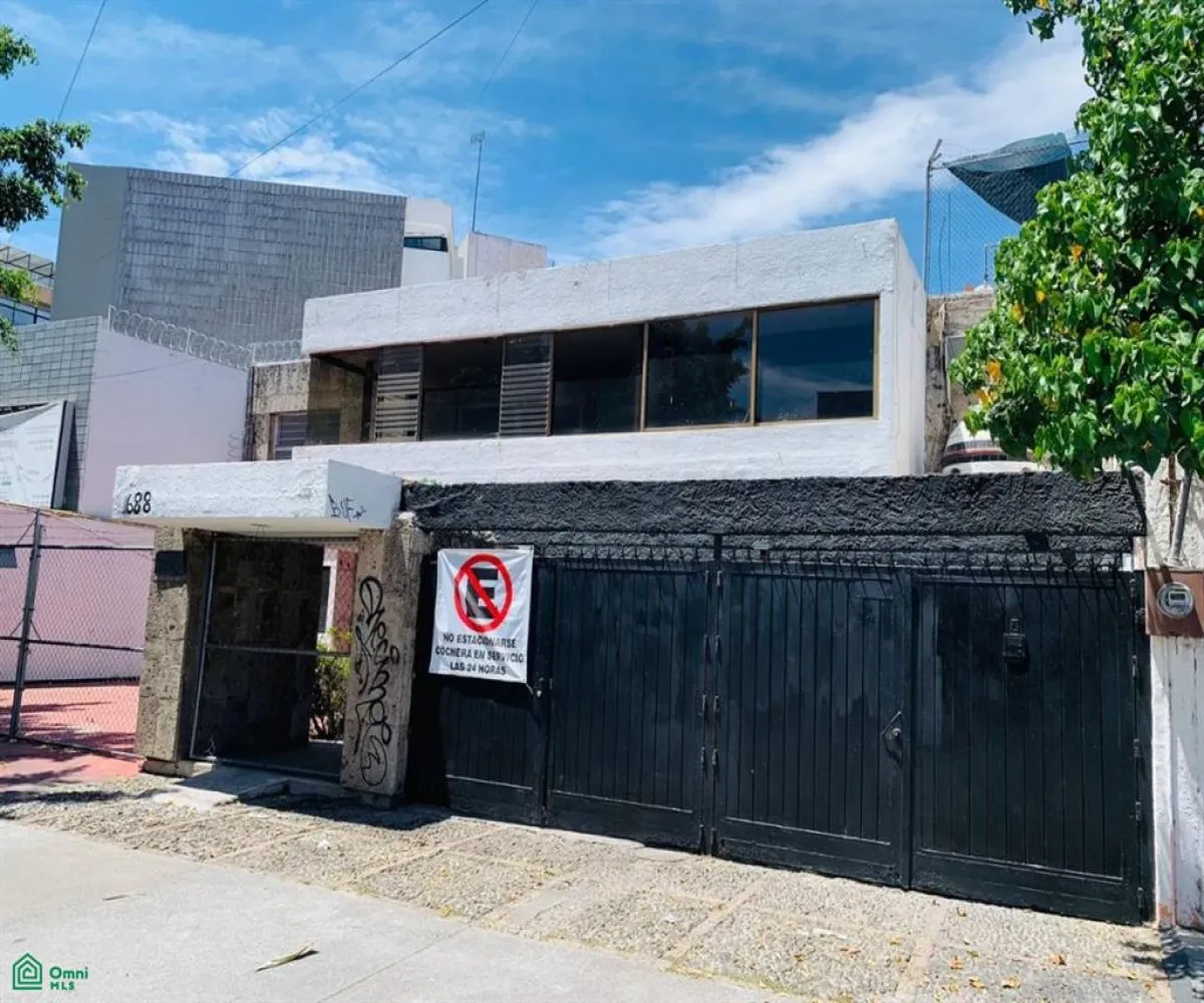 En Venta,Jardines de San José,Los Arcos 688, Guadalajara, Jalisco 44520, 10 Habitaciones,6 Baños,Los Arcos,2,MX24613255 En Venta,Jardines de San José,Los Arcos 688, Guadalajara, Jalisco 44520, 10 Habitaciones,6 Baños,Los Arcos,2,MX24613255