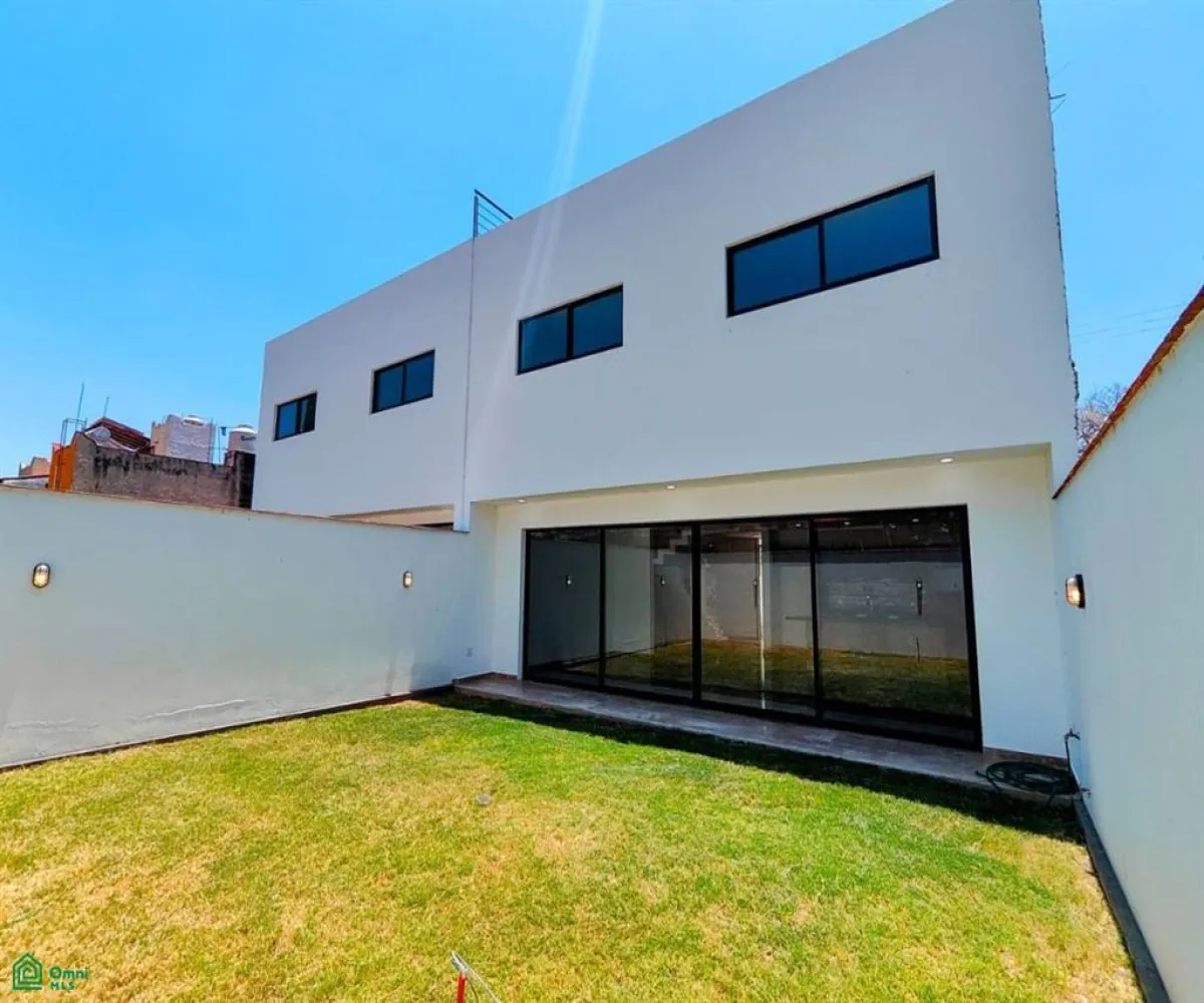 En Venta,Ribera del Pilar,Santa Isabel 180 C, Chapala, Jalisco 45906, 3 Habitaciones,3 Baños,Santa Isabel,3,MX24622699 En Venta,Ribera del Pilar,Santa Isabel 180 C, Chapala, Jalisco 45906, 3 Habitaciones,3 Baños,Santa Isabel,3,MX24622699
