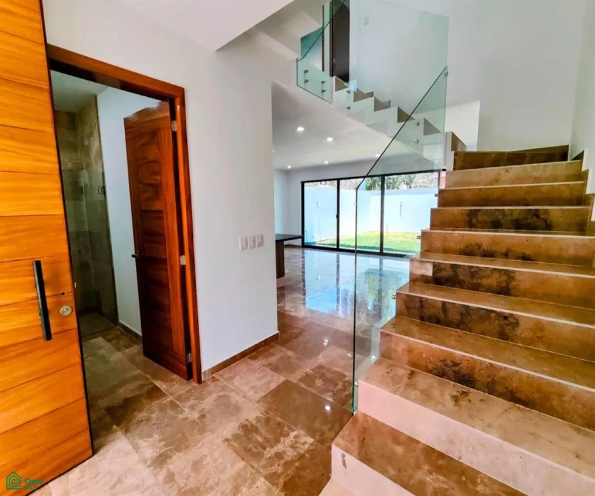 En Venta,Ribera del Pilar,Santa Isabel 180 C, Chapala, Jalisco 45906, 3 Habitaciones,3 Baños,Santa Isabel,3,MX24622699 En Venta,Ribera del Pilar,Santa Isabel 180 C, Chapala, Jalisco 45906, 3 Habitaciones,3 Baños,Santa Isabel,3,MX24622699