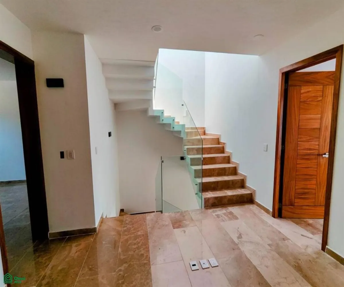 En Venta,Ribera del Pilar,Santa Isabel 180 C, Chapala, Jalisco 45906, 3 Habitaciones,3 Baños,Santa Isabel,3,MX24622699 En Venta,Ribera del Pilar,Santa Isabel 180 C, Chapala, Jalisco 45906, 3 Habitaciones,3 Baños,Santa Isabel,3,MX24622699