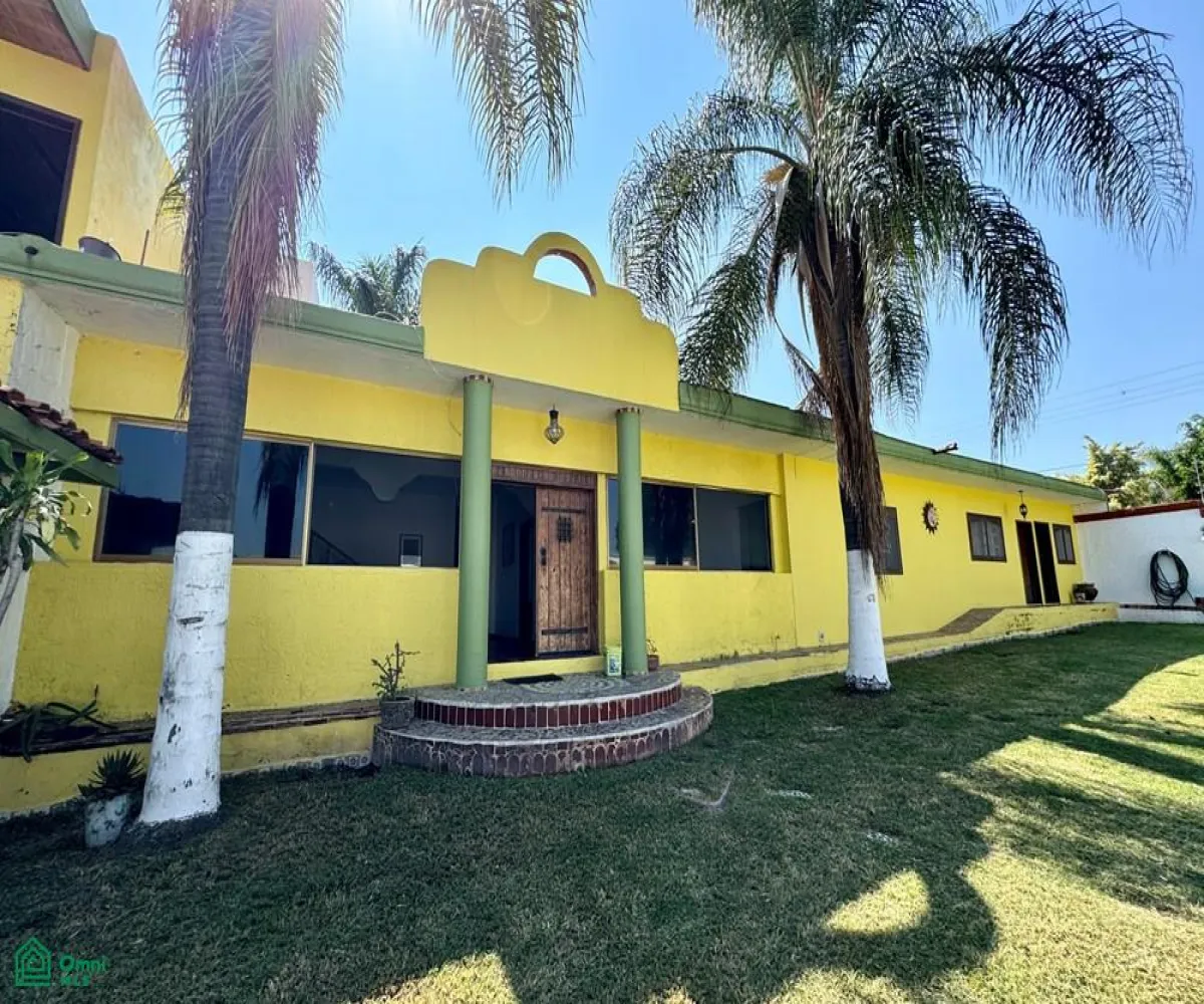 Casa En Venta,Balcones De La Calera,Celajes 136, Tlajomulco de Zuniga, Jalisco 45677, 5 Habitaciones,3 Baños,Celajes,MX24730934