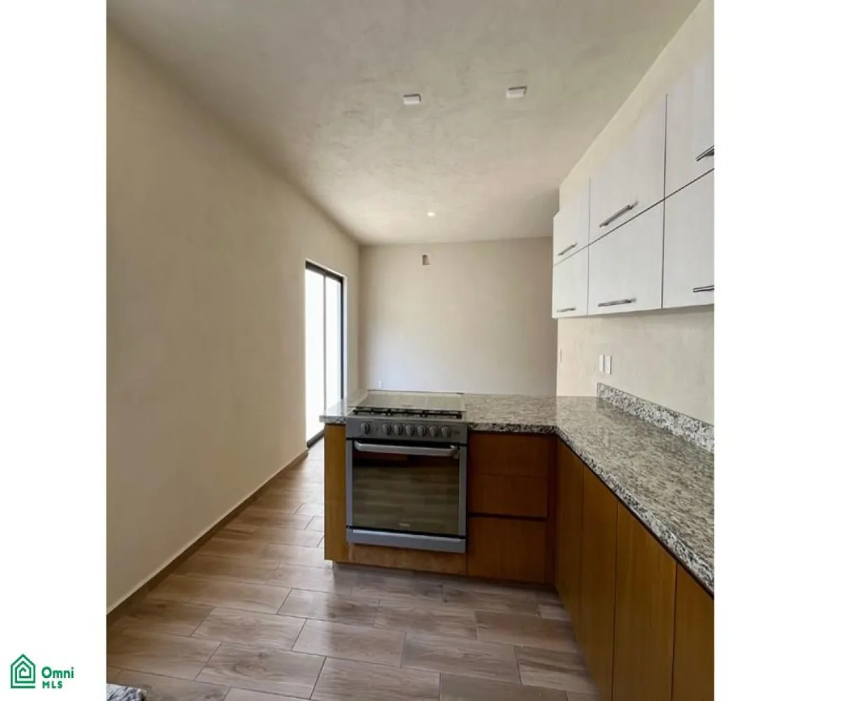 En Venta,La Floresta,Sintra 137, Puerto Vallarta, Jalisco 48290, 3 Habitaciones,2 Baños,Sintra,MX24733283