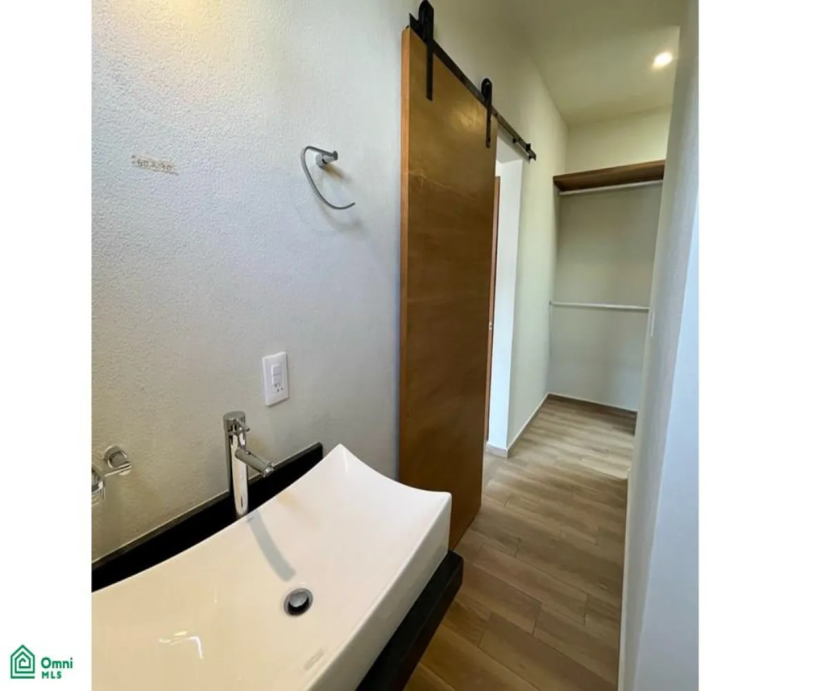 En Venta,La Floresta,Sintra 137, Puerto Vallarta, Jalisco 48290, 3 Habitaciones,2 Baños,Sintra,MX24733283