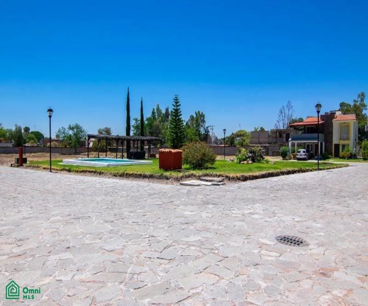 Local En Venta,San Nicolás de Ibarra,Loma Bonita 17 Int.25, Chapala, Jalisco 45940,Loma Bonita,MX24735085