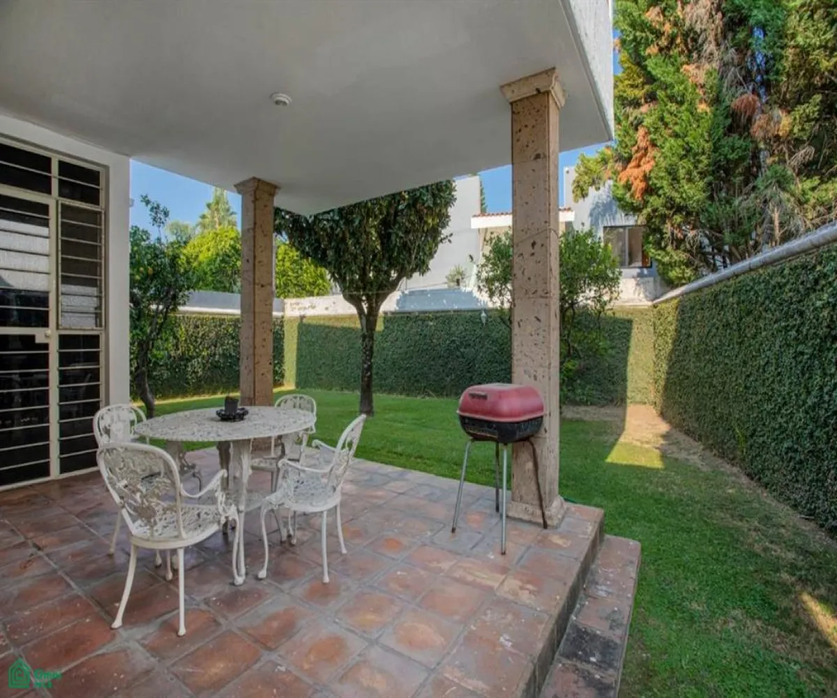 En Venta,Valle Real,Paseo San Arturo Poniente 1284, Zapopan, Jalisco 45019, 5 Habitaciones,3 Baños,Paseo San Arturo Poniente,2,MX24739222