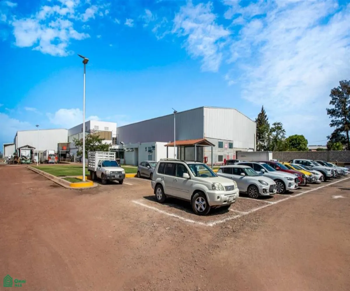 Local En Venta,El Capulín,Camino a la capilla 1255, Tlajomulco de Zuniga, Jalisco 45675,Camino a la capilla,MX24740425