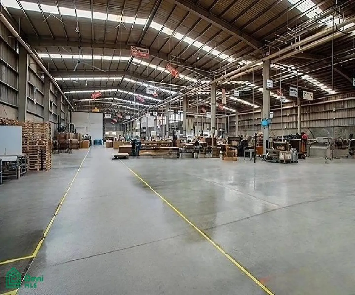 Local En Venta,El Capulín,Camino a la capilla 1255, Tlajomulco de Zuniga, Jalisco 45675,Camino a la capilla,MX24740425