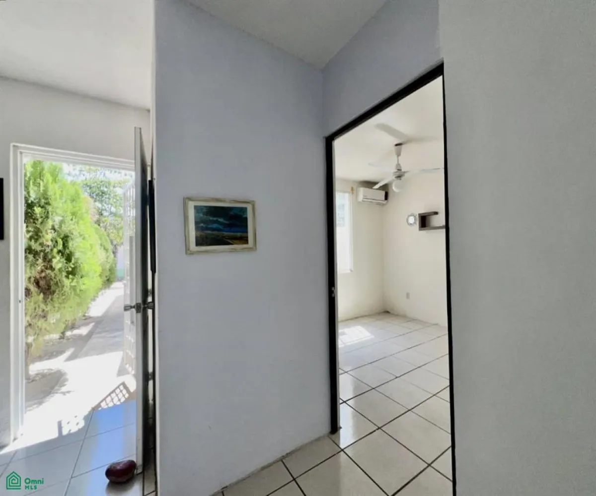 En Venta,La Playita,5 de mayo 1117, Puerto Vallarta, Jalisco 48296, 5 Habitaciones,4 Baños,5 de mayo,2,MX24741137