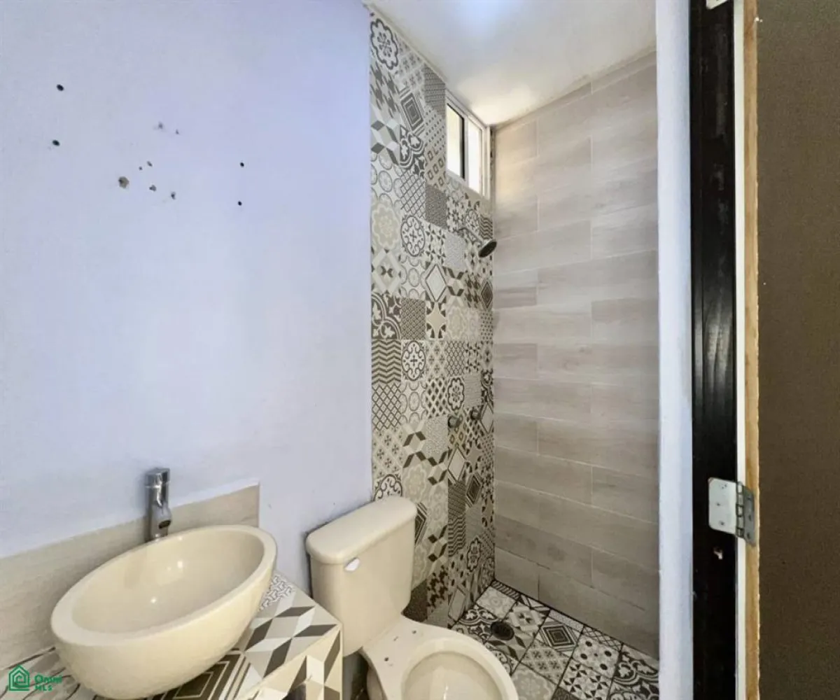 En Venta,La Playita,5 de mayo 1117, Puerto Vallarta, Jalisco 48296, 5 Habitaciones,4 Baños,5 de mayo,2,MX24741137