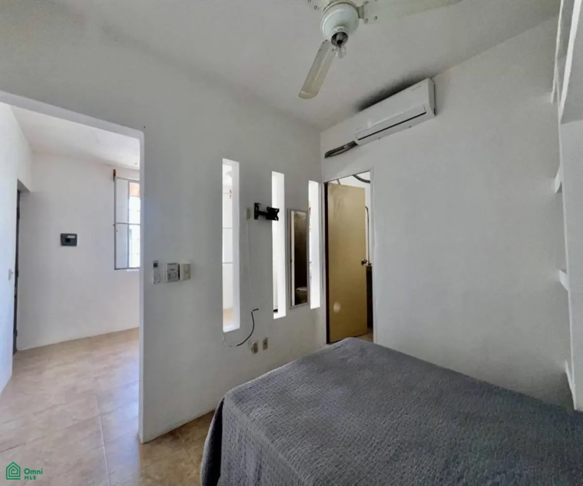 En Venta,La Playita,5 de mayo 1117, Puerto Vallarta, Jalisco 48296, 5 Habitaciones,4 Baños,5 de mayo,2,MX24741137