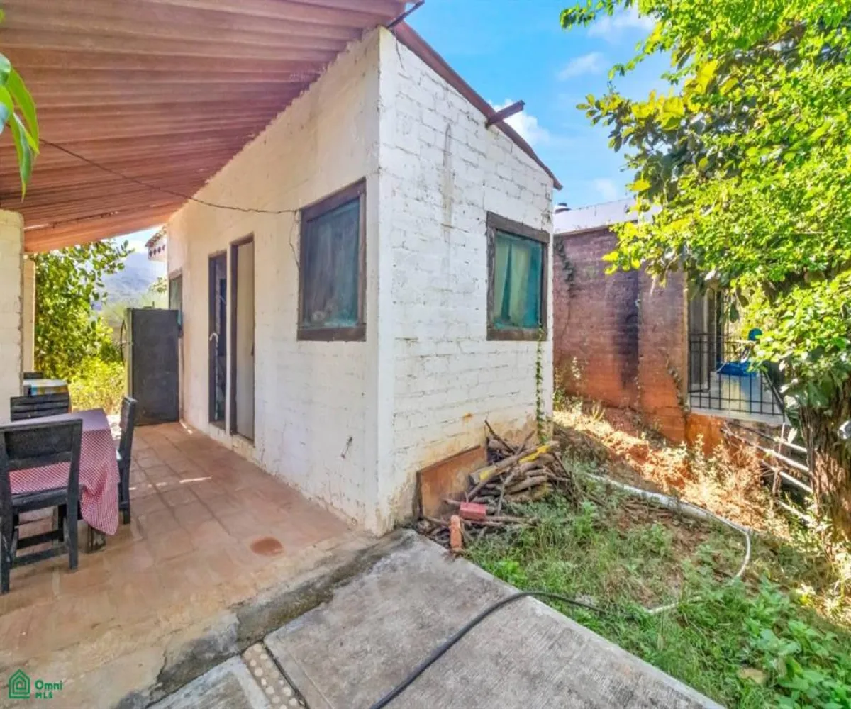 En Venta,Las Palmas de Arriba,Gobernador Sebastian Allende S/N, Puerto Vallarta, Jalisco 48260, 5 Habitaciones,3 Baños,Gobernador Sebastian Allende,MX24747433 En Venta,Las Palmas de Arriba,Gobernador Sebastian Allende S/N, Puerto Vallarta, Jalisco 48260, 5 Habitaciones,3 Baños,Gobernador Sebastian Allende,MX24747433