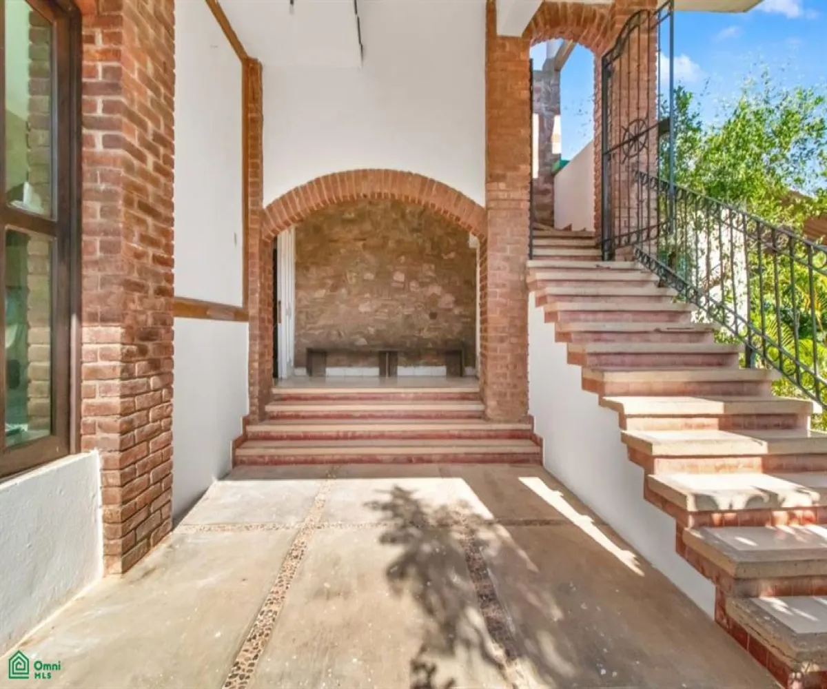 En Venta,Las Palmas de Arriba,Gobernador Sebastian Allende S/N, Puerto Vallarta, Jalisco 48260, 5 Habitaciones,3 Baños,Gobernador Sebastian Allende,MX24747433 En Venta,Las Palmas de Arriba,Gobernador Sebastian Allende S/N, Puerto Vallarta, Jalisco 48260, 5 Habitaciones,3 Baños,Gobernador Sebastian Allende,MX24747433