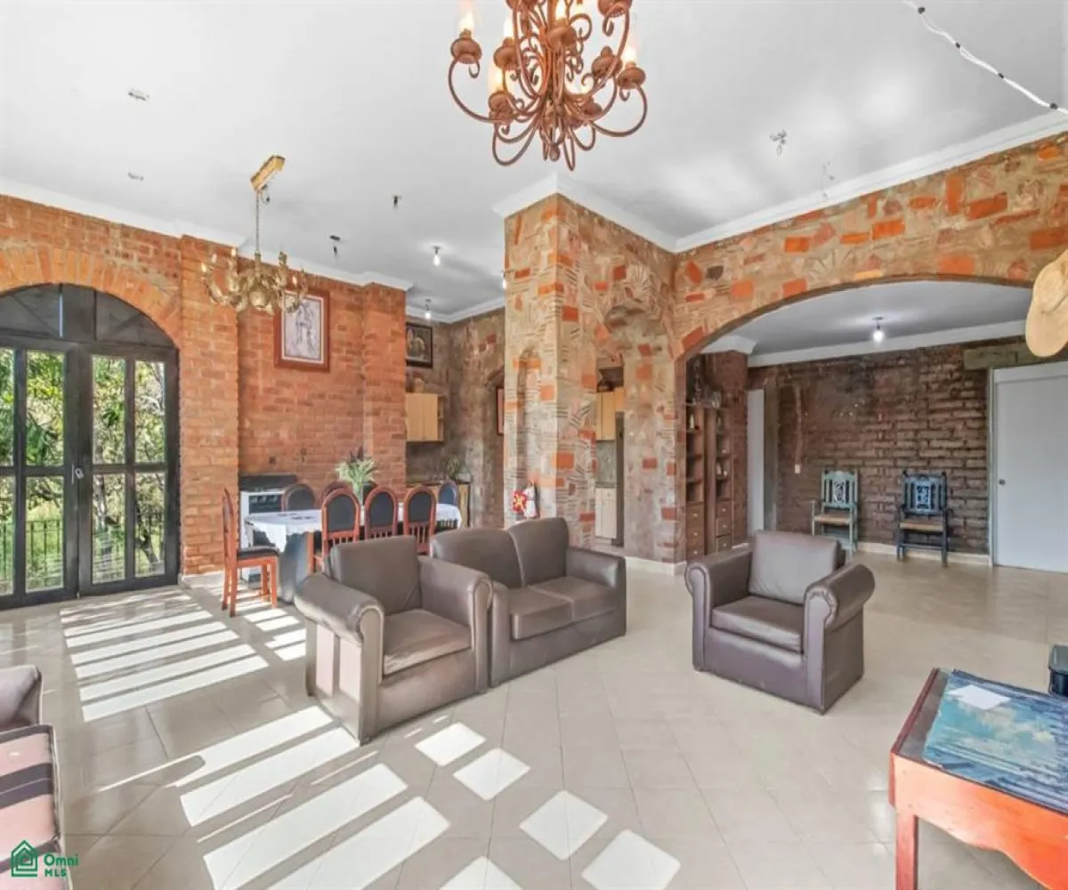 En Venta,Las Palmas de Arriba,Gobernador Sebastian Allende S/N, Puerto Vallarta, Jalisco 48260, 5 Habitaciones,3 Baños,Gobernador Sebastian Allende,MX24747433 En Venta,Las Palmas de Arriba,Gobernador Sebastian Allende S/N, Puerto Vallarta, Jalisco 48260, 5 Habitaciones,3 Baños,Gobernador Sebastian Allende,MX24747433