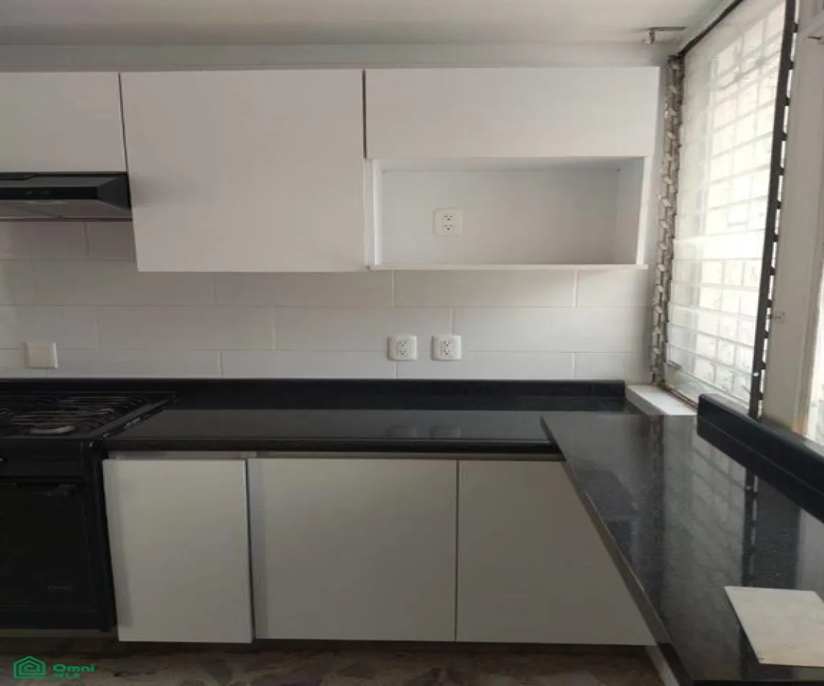 En Venta,Mirador Del Sol,Punchan 4808, Zapopan, Jalisco 45054, 4 Habitaciones,3 Baños,Punchan,2,MX24747813