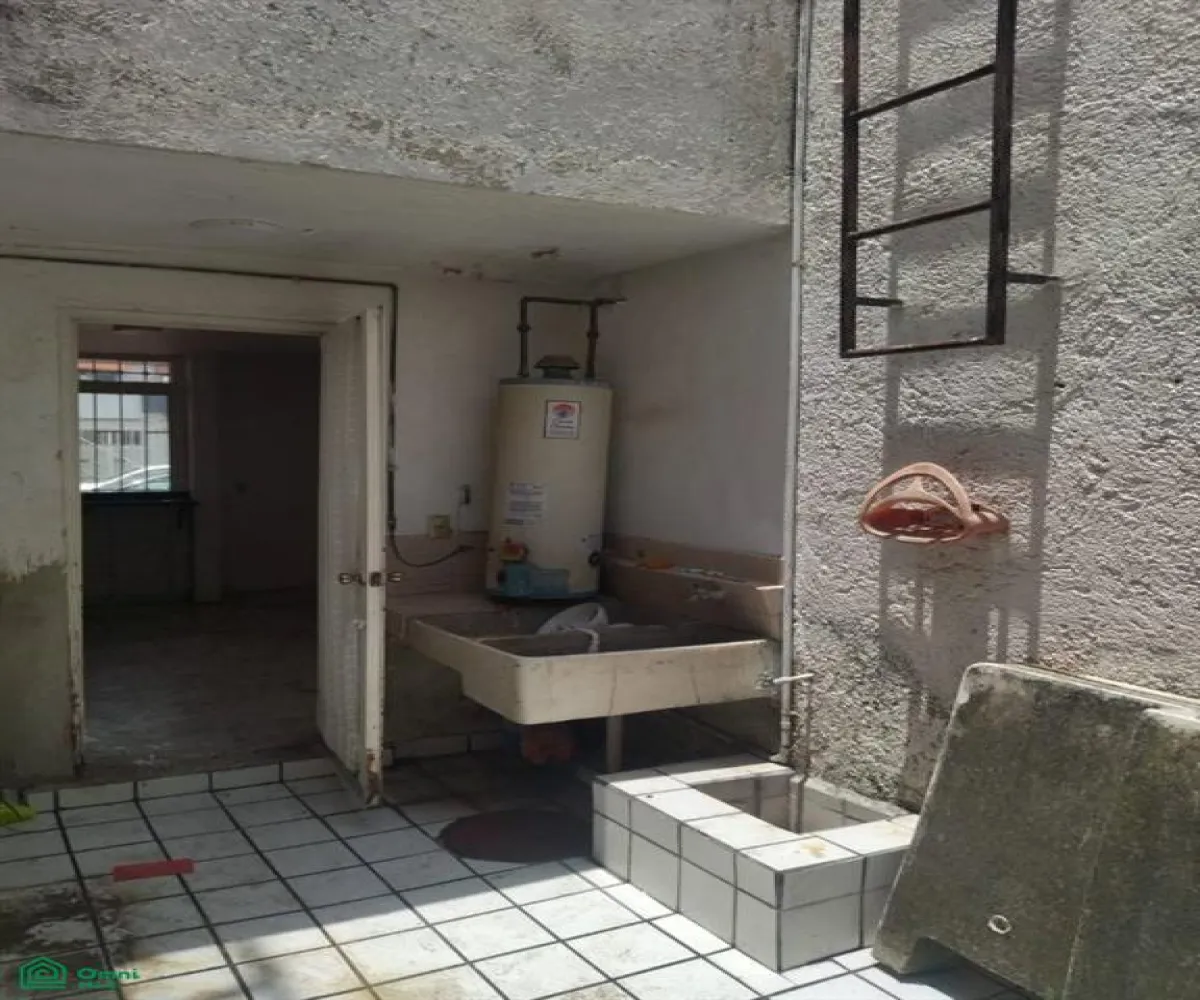 En Venta,Mirador Del Sol,Punchan 4808, Zapopan, Jalisco 45054, 4 Habitaciones,3 Baños,Punchan,2,MX24747813