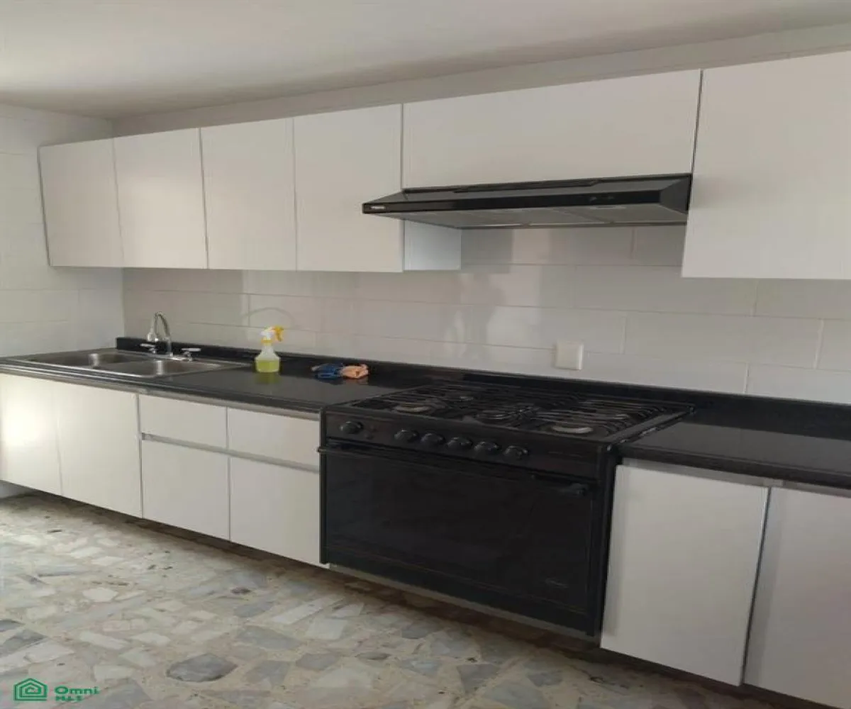 En Venta,Mirador Del Sol,Punchan 4808, Zapopan, Jalisco 45054, 4 Habitaciones,3 Baños,Punchan,2,MX24747813