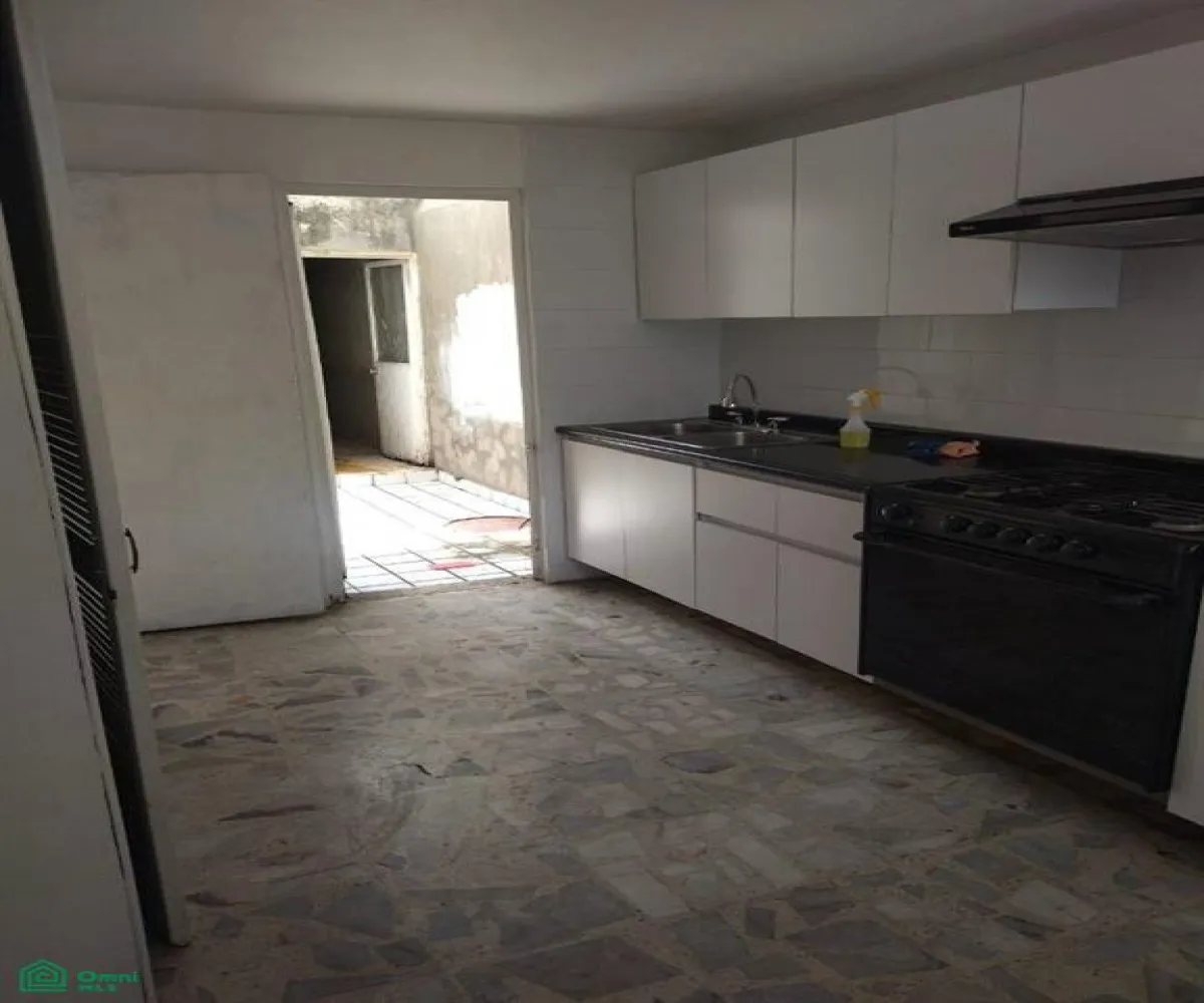 En Venta,Mirador Del Sol,Punchan 4808, Zapopan, Jalisco 45054, 4 Habitaciones,3 Baños,Punchan,2,MX24747813