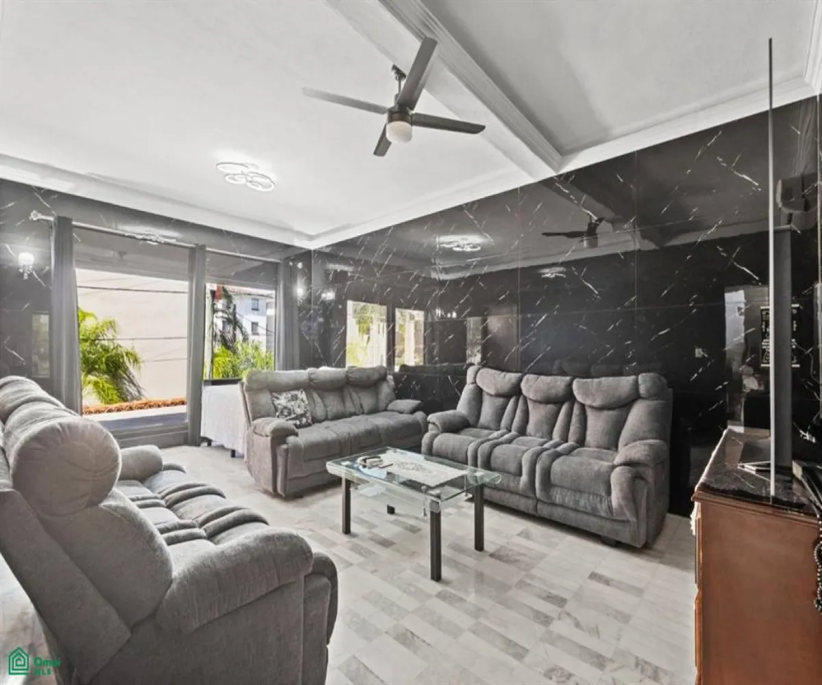 En Venta,Versalles,Privada Merida 103, Puerto Vallarta, Jalisco 48310, 5 Habitaciones,7 Baños,Privada Merida,MX24748027