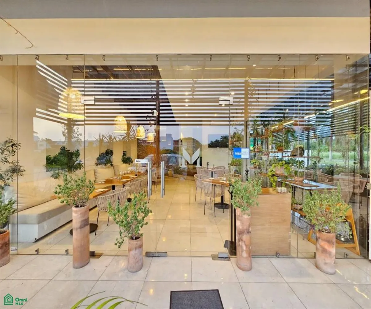 Local En Venta,Residencial Fluvial Vallarta,Av Grandes Lagos 269 C, Puerto Vallarta, Jalisco 48312,Av Grandes Lagos,MX24751362