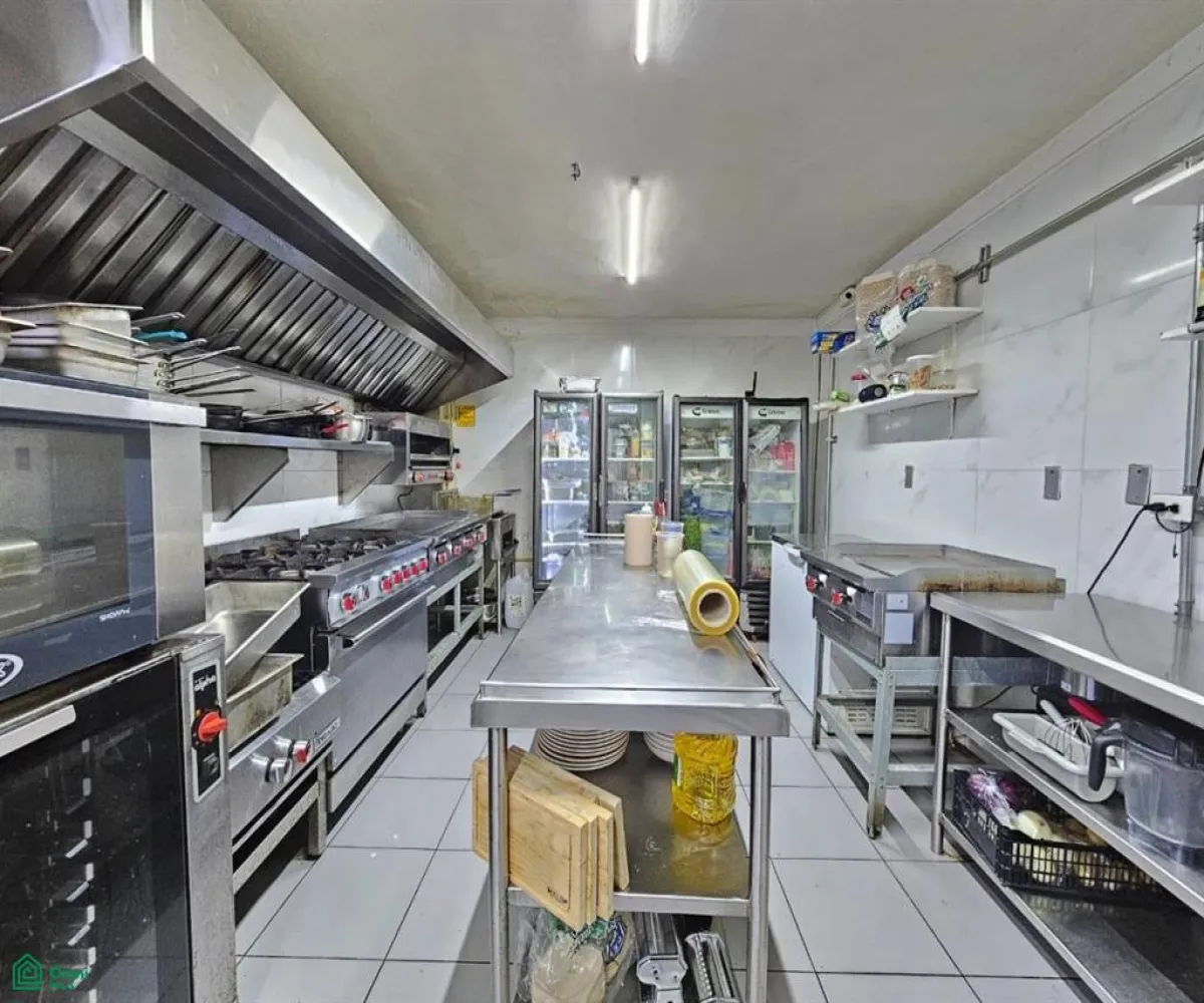 Local En Venta,Residencial Fluvial Vallarta,Av Grandes Lagos 269 C, Puerto Vallarta, Jalisco 48312,Av Grandes Lagos,MX24751362