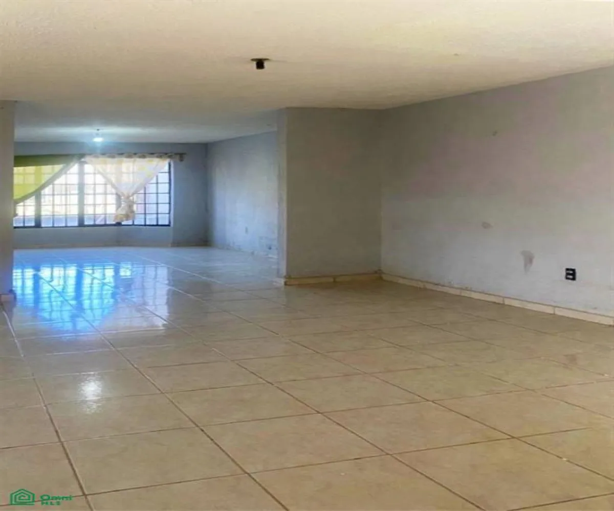 En Venta,Santa Lucia,Arista 1650, Zapopan, Jalisco 45200, 4 Habitaciones,2 Baños,Arista,2,MX24783936