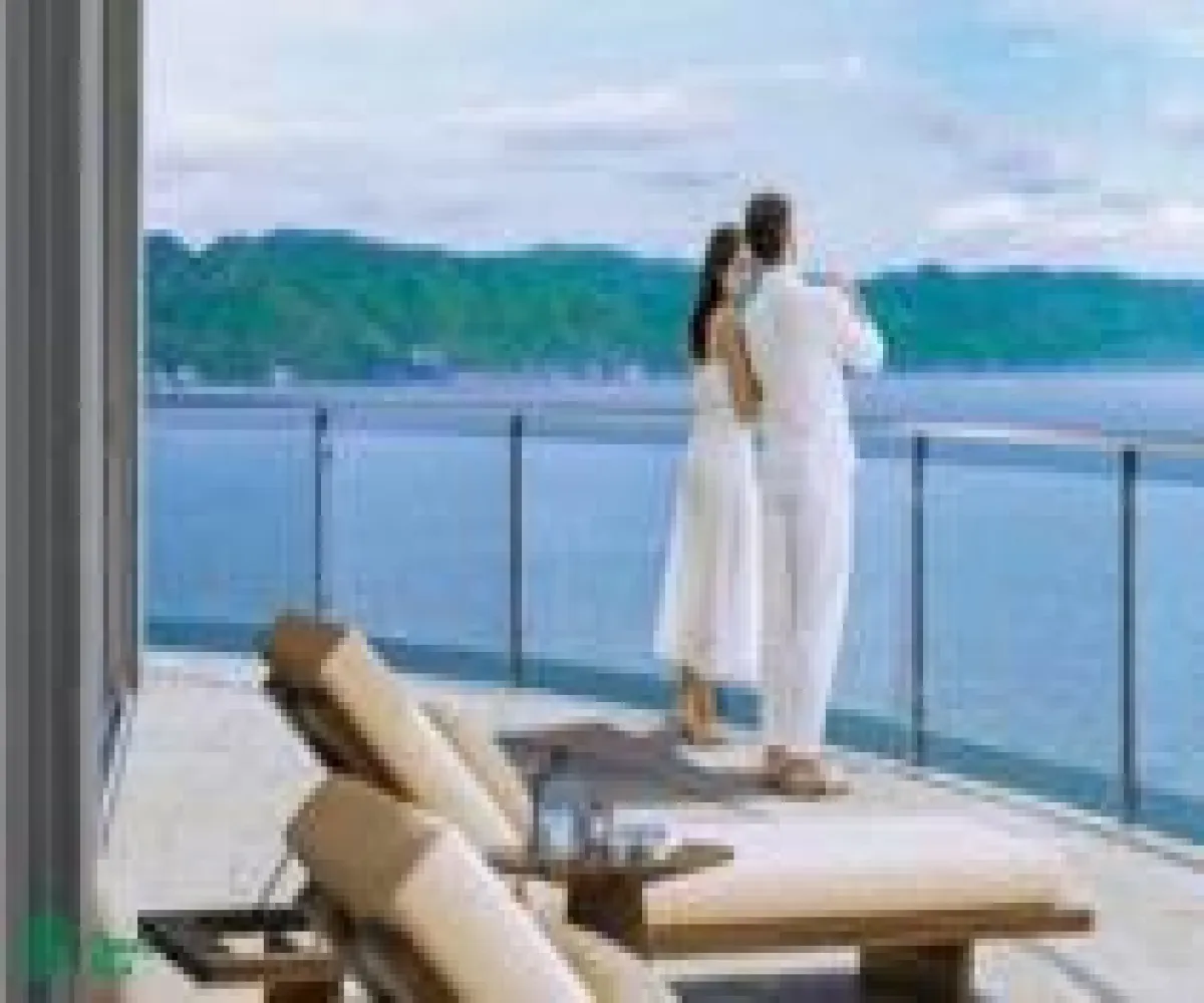 En Venta,Zona Hotelera Norte,THOMPSON Unit 1905, Puerto Vallarta, Jalisco 48333, 4 Habitaciones,6 Baños,THOMPSON,3,MX24786346