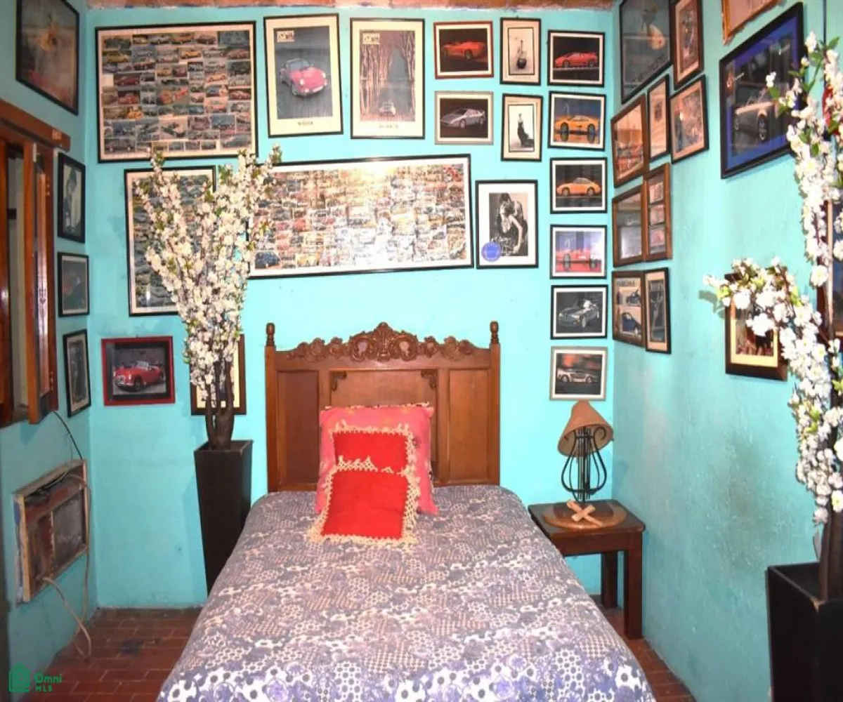 En Venta,Emiliano Zapata,Basilio Badillo 419, Puerto Vallarta, Jalisco 48380, 5 Habitaciones,5 Baños,Basilio Badillo,3,MX24802994