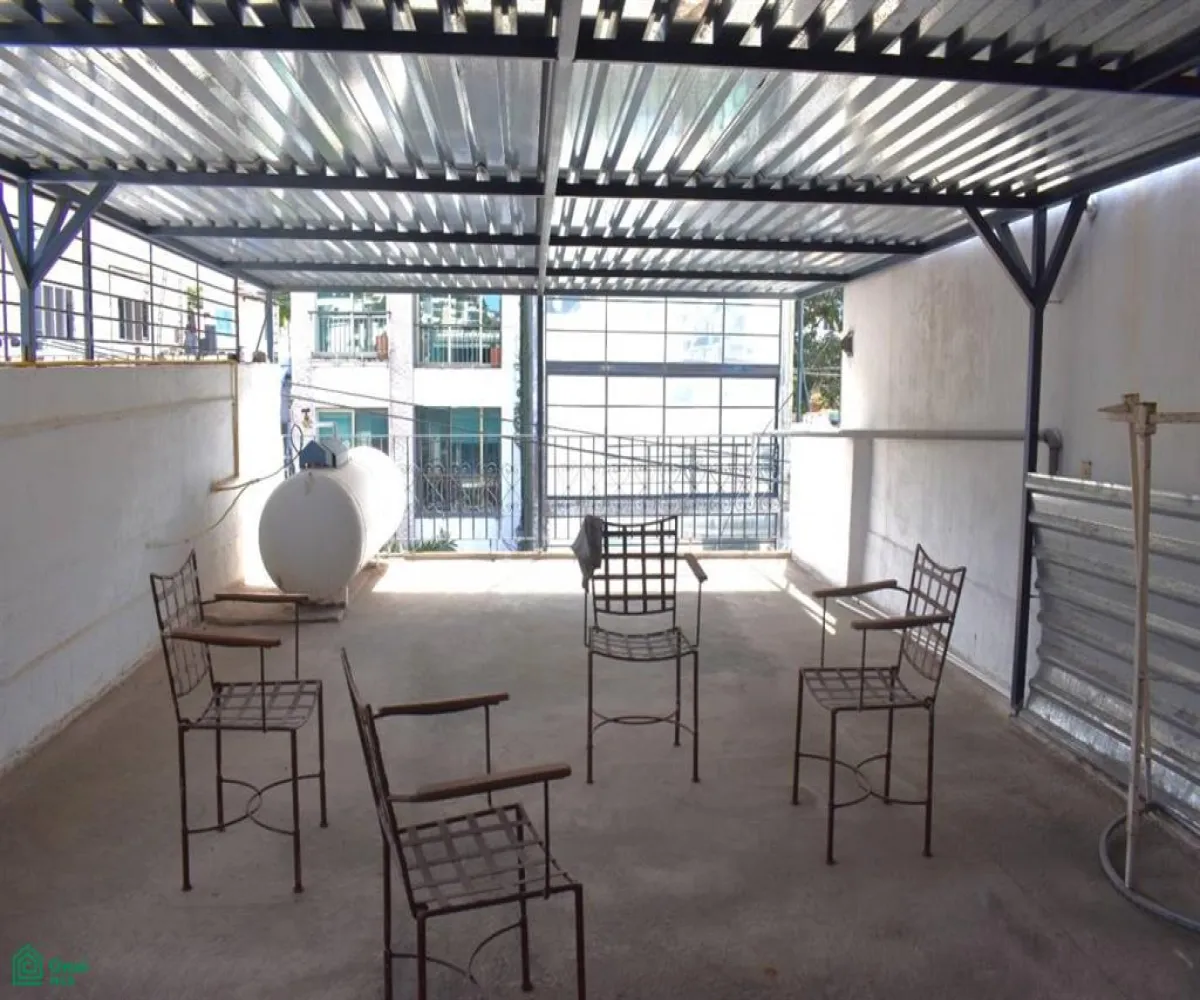 En Venta,Emiliano Zapata,Basilio Badillo 419, Puerto Vallarta, Jalisco 48380, 5 Habitaciones,5 Baños,Basilio Badillo,3,MX24802994