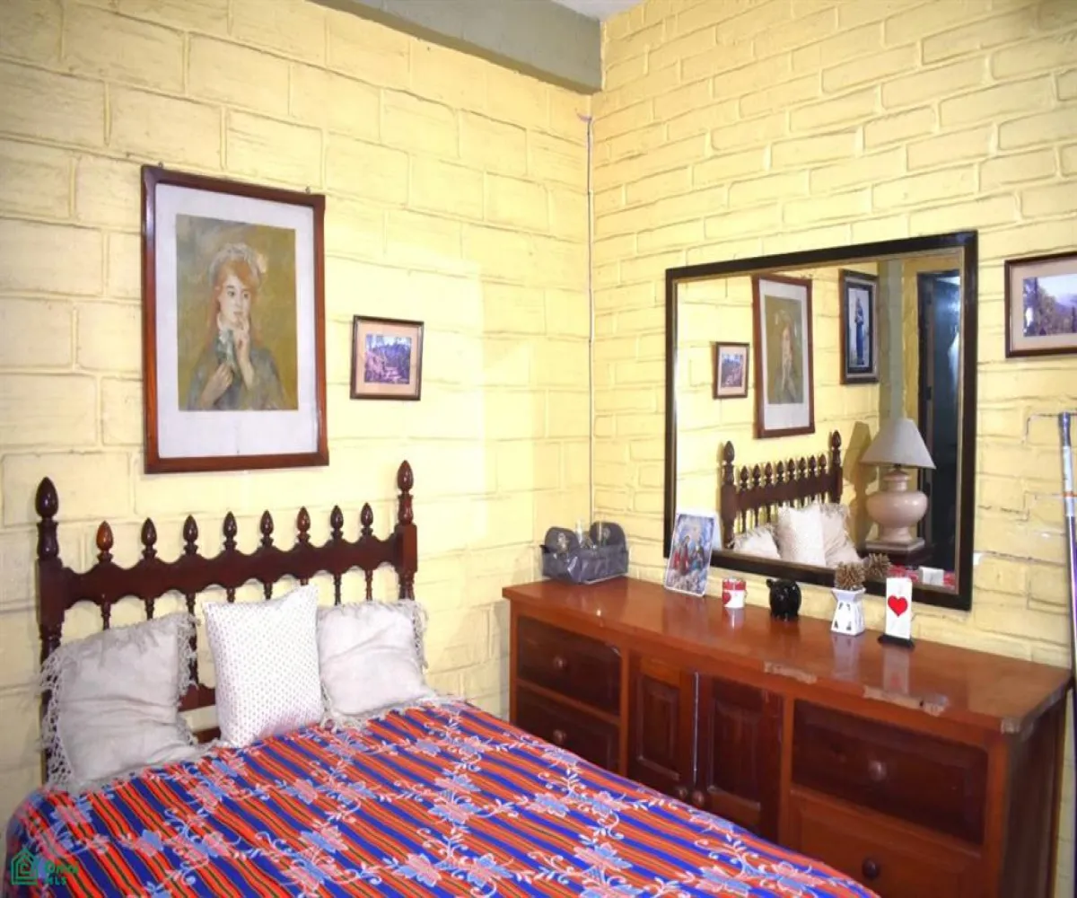 En Venta,Emiliano Zapata,Basilio Badillo 419, Puerto Vallarta, Jalisco 48380, 5 Habitaciones,5 Baños,Basilio Badillo,3,MX24802994