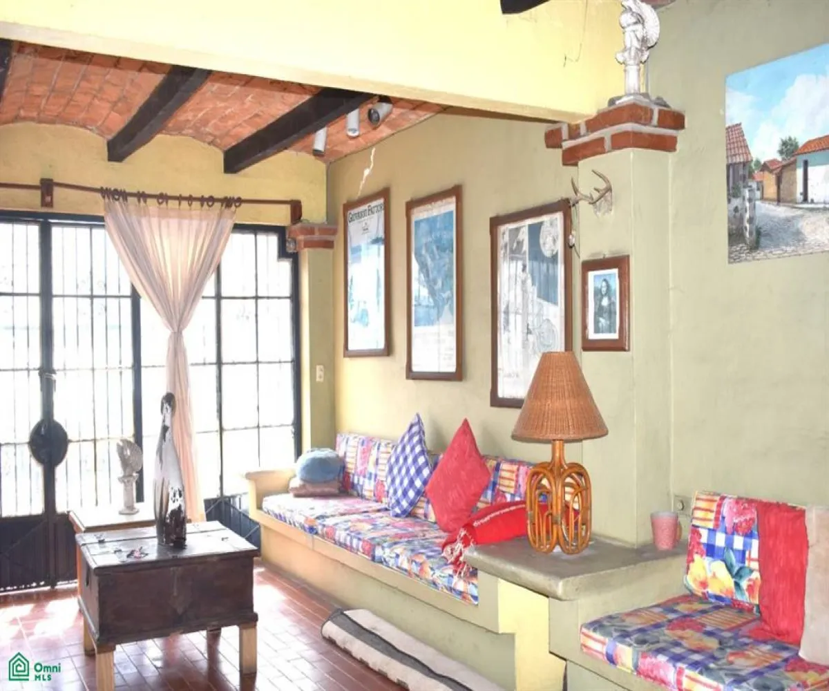 En Venta,Emiliano Zapata,Basilio Badillo 419, Puerto Vallarta, Jalisco 48380, 5 Habitaciones,5 Baños,Basilio Badillo,3,MX24802994