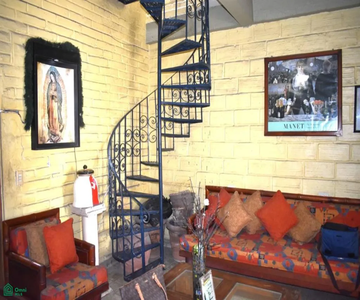 En Venta,Emiliano Zapata,Basilio Badillo 419, Puerto Vallarta, Jalisco 48380, 5 Habitaciones,5 Baños,Basilio Badillo,3,MX24802994