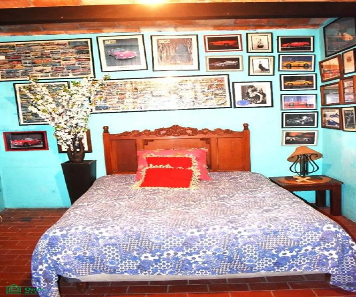 En Venta,Emiliano Zapata,Basilio Badillo 419, Puerto Vallarta, Jalisco 48380, 5 Habitaciones,5 Baños,Basilio Badillo,3,MX24802994