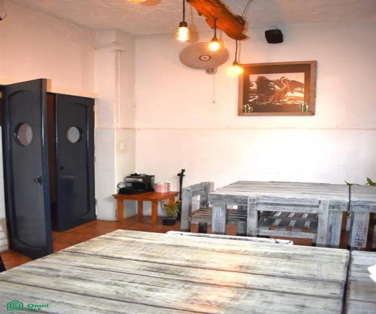 En Venta,Emiliano Zapata,Basilio Badillo 419, Puerto Vallarta, Jalisco 48380, 5 Habitaciones,5 Baños,Basilio Badillo,3,MX24802994