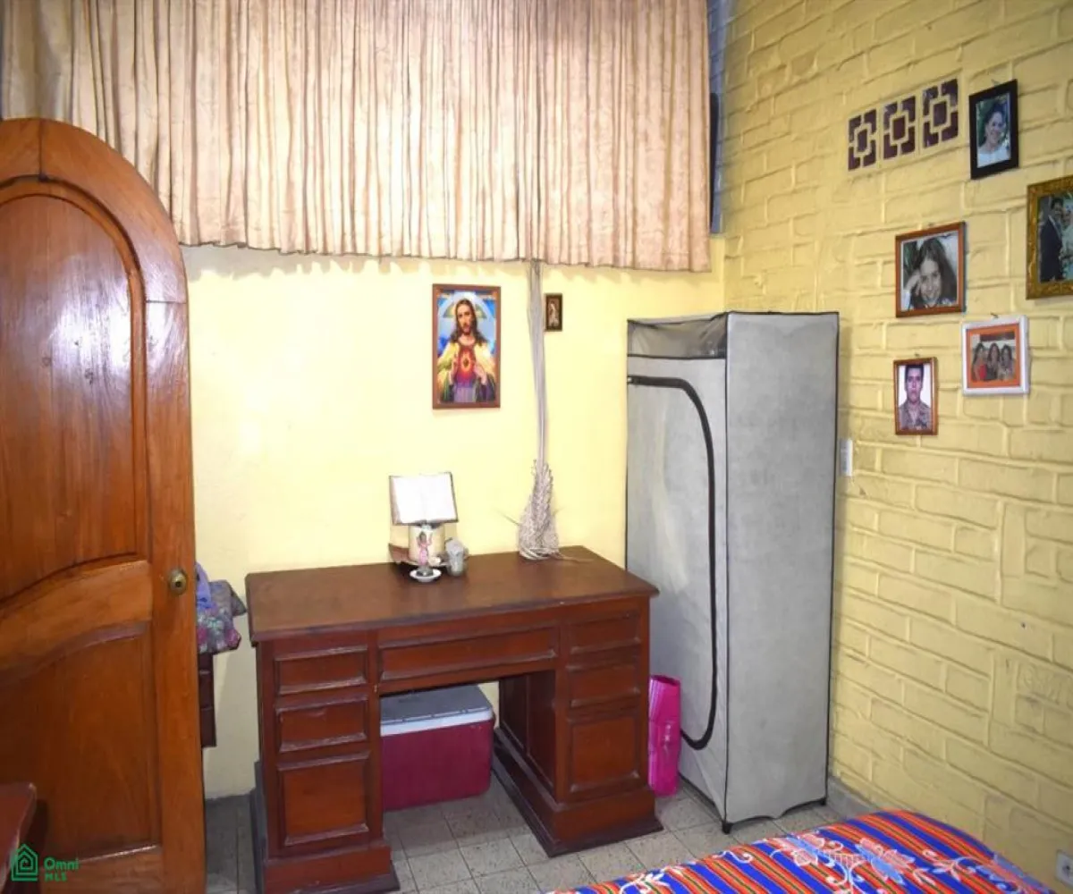 En Venta,Emiliano Zapata,Basilio Badillo 419, Puerto Vallarta, Jalisco 48380, 5 Habitaciones,5 Baños,Basilio Badillo,3,MX24802994