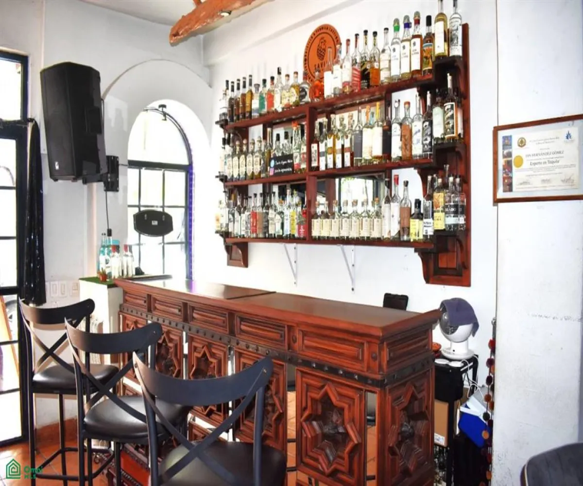 En Venta,Emiliano Zapata,Basilio Badillo 419, Puerto Vallarta, Jalisco 48380, 5 Habitaciones,5 Baños,Basilio Badillo,3,MX24802994