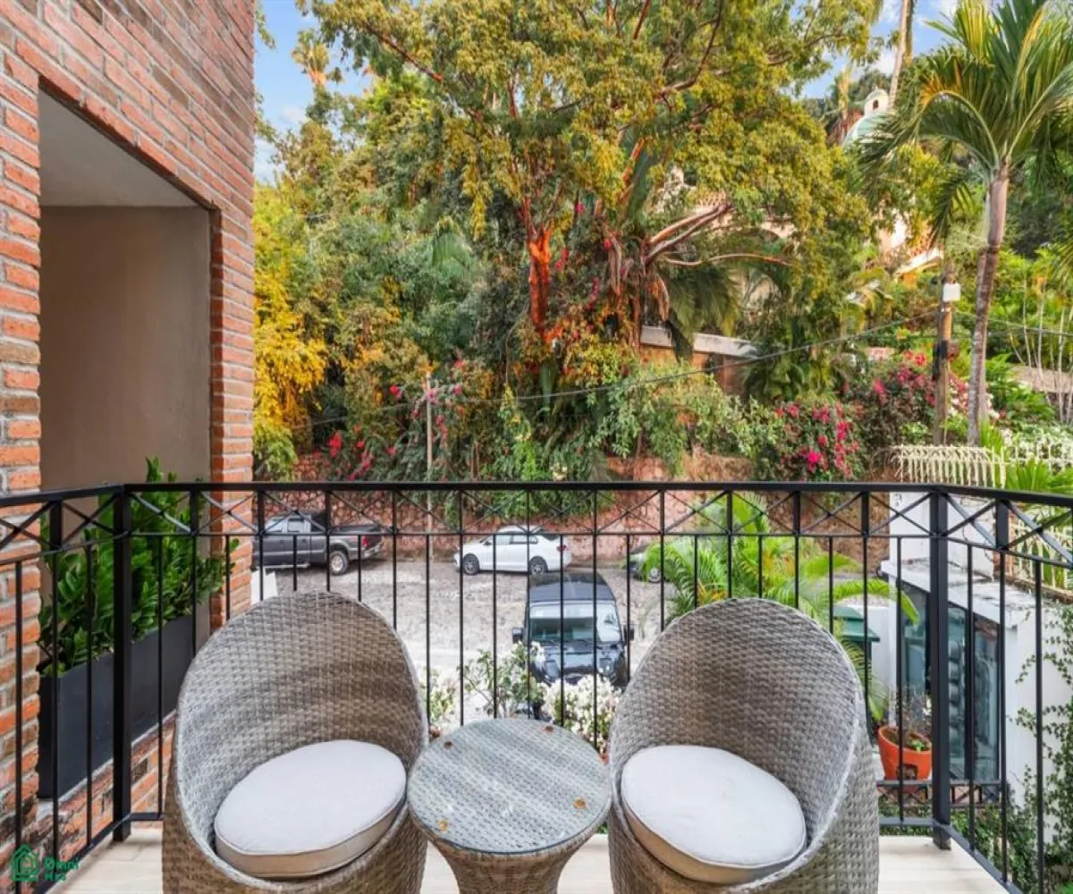 En Venta,Conchas Chinas,Paseo de los Delfines 127 Int. 5A, Puerto Vallarta, Jalisco 48390, 2 Habitaciones,2 Baños,Paseo de los Delfines,3,MX24813419